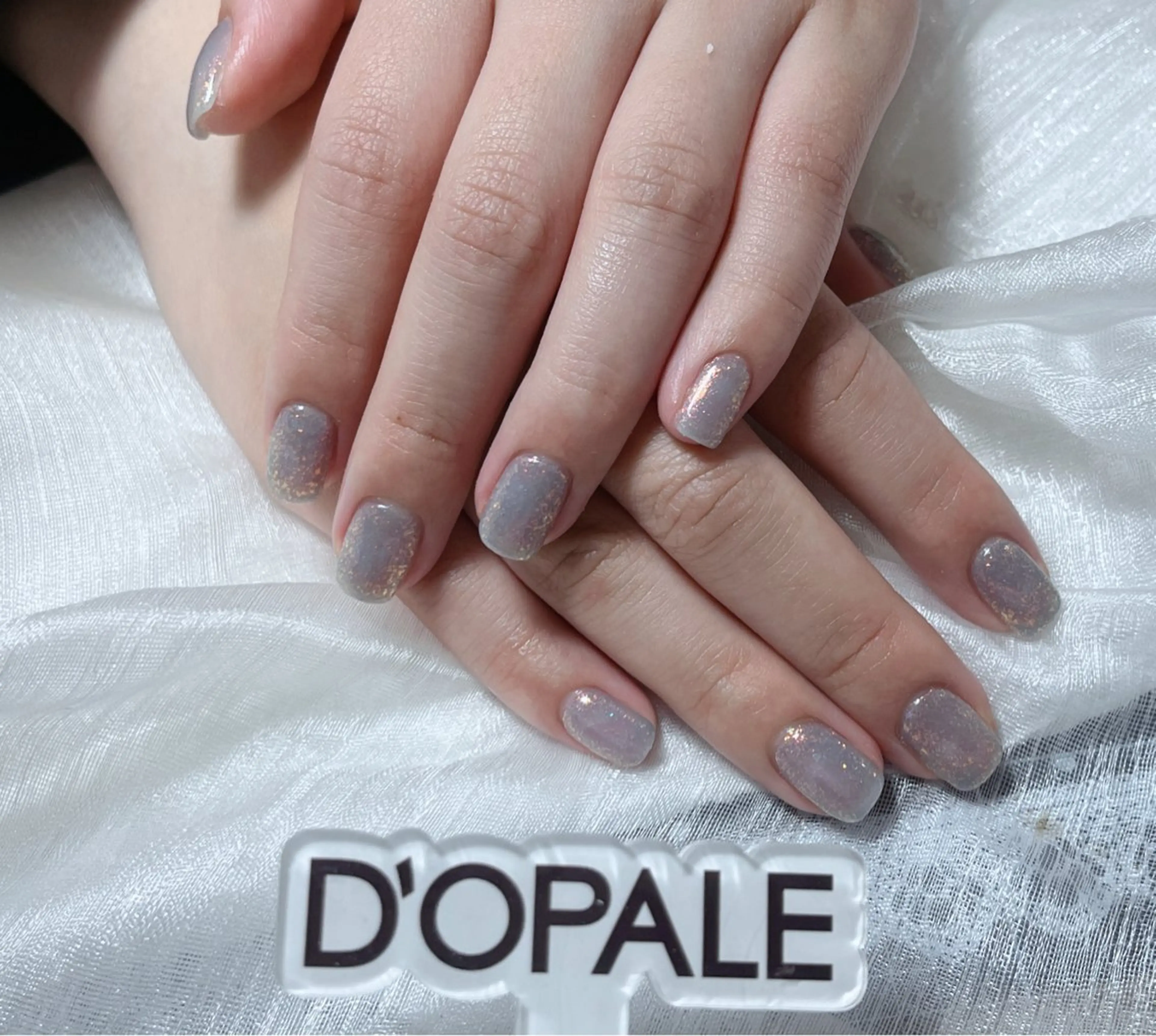 ネイル DOPALE、もも 彦奇のネイルデザイン