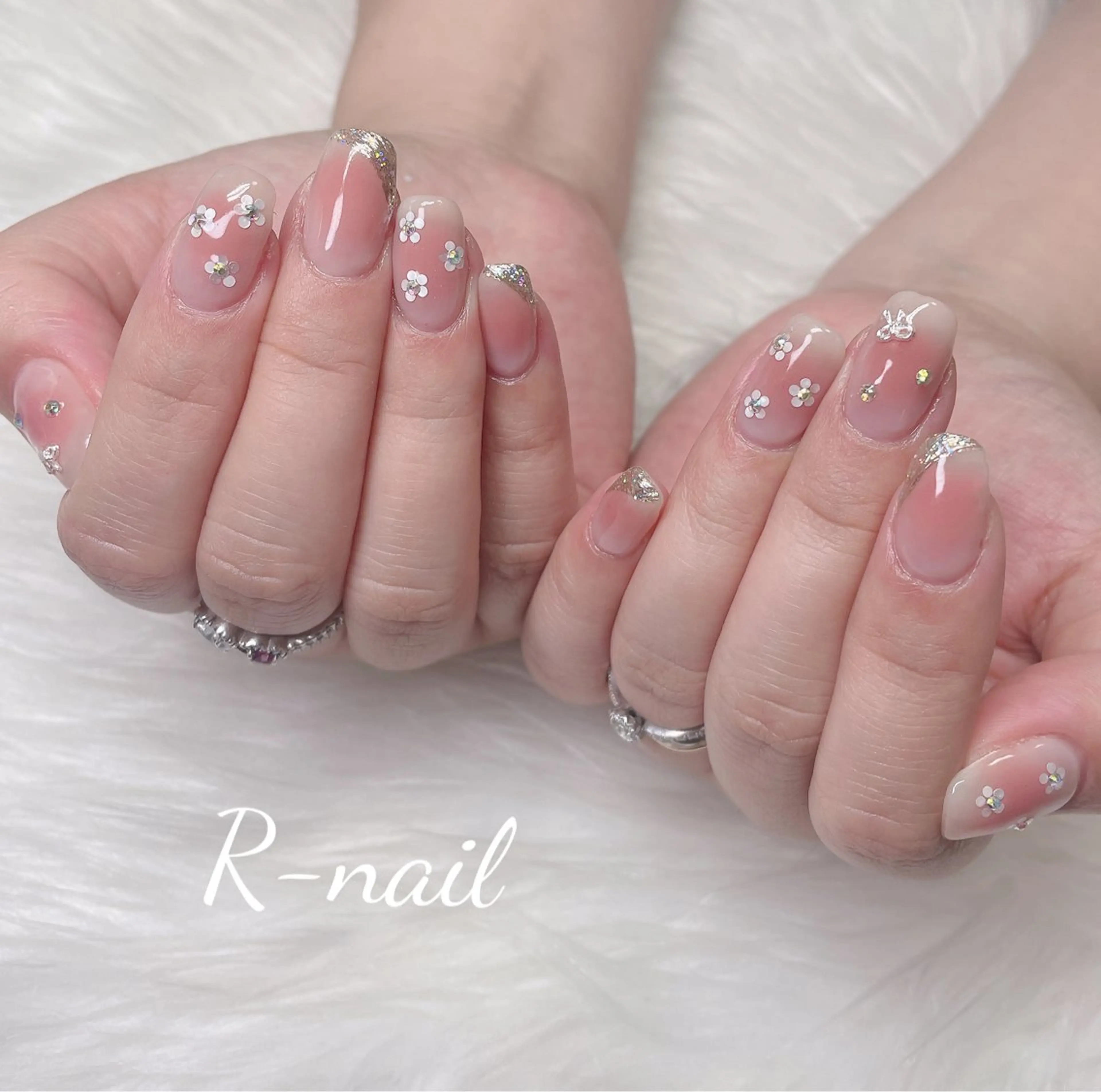 ネイル ハンドネイル R-nail salonのネイルデザイン