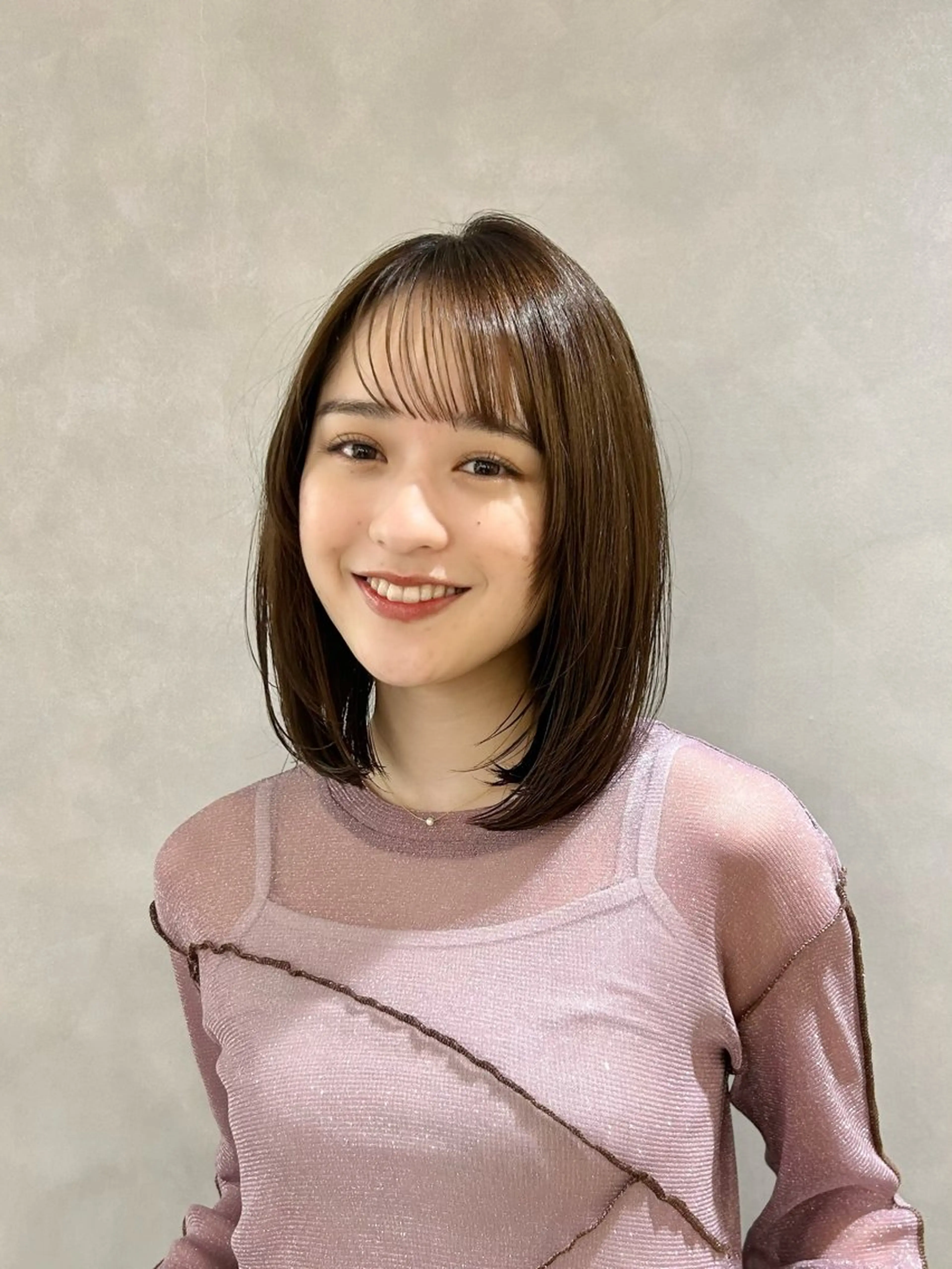 ミディアム レイヤーカット 縮毛矯正 カット 縮毛矯正 結べるくびれボブ/透 明感カラーtaigaのヘアスタイル