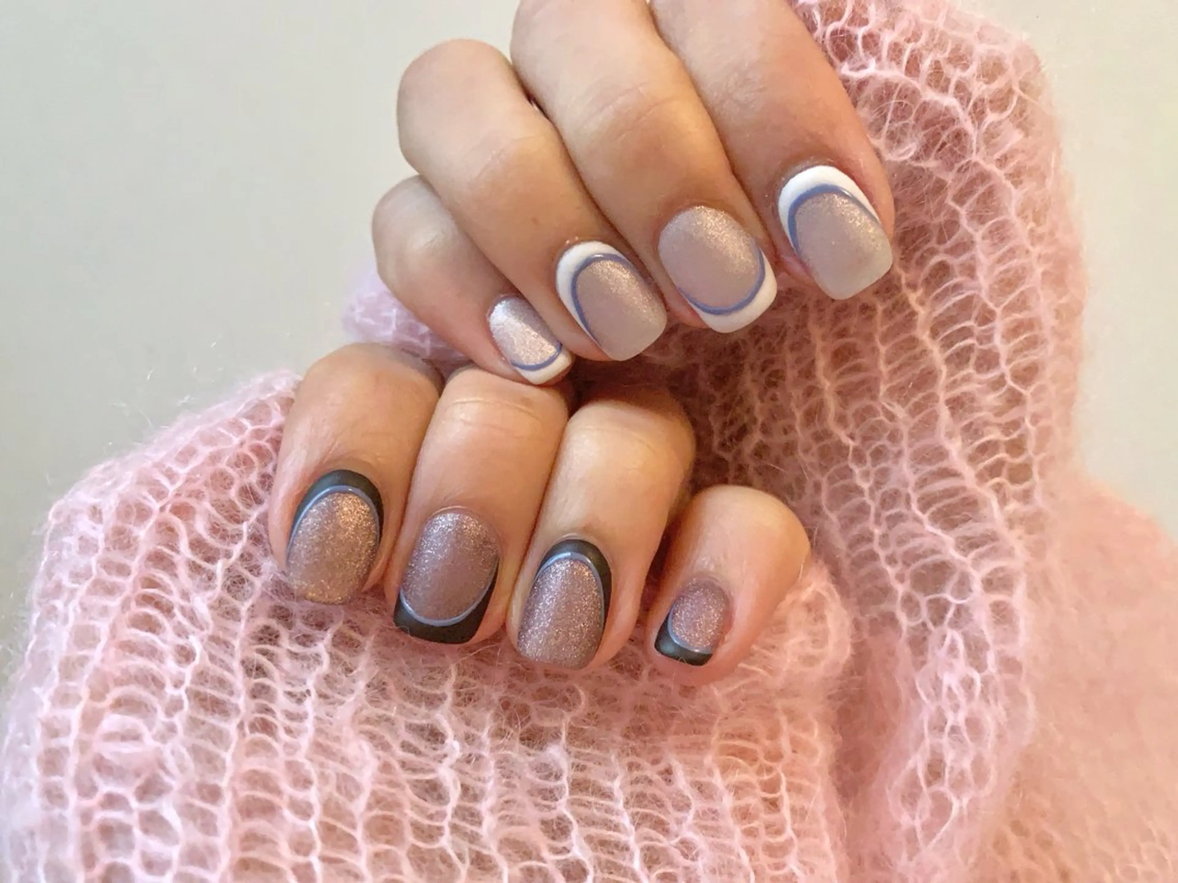 ネイル フレンチネイル BeColorful新宿所属・co nai_lのネイルデザイン