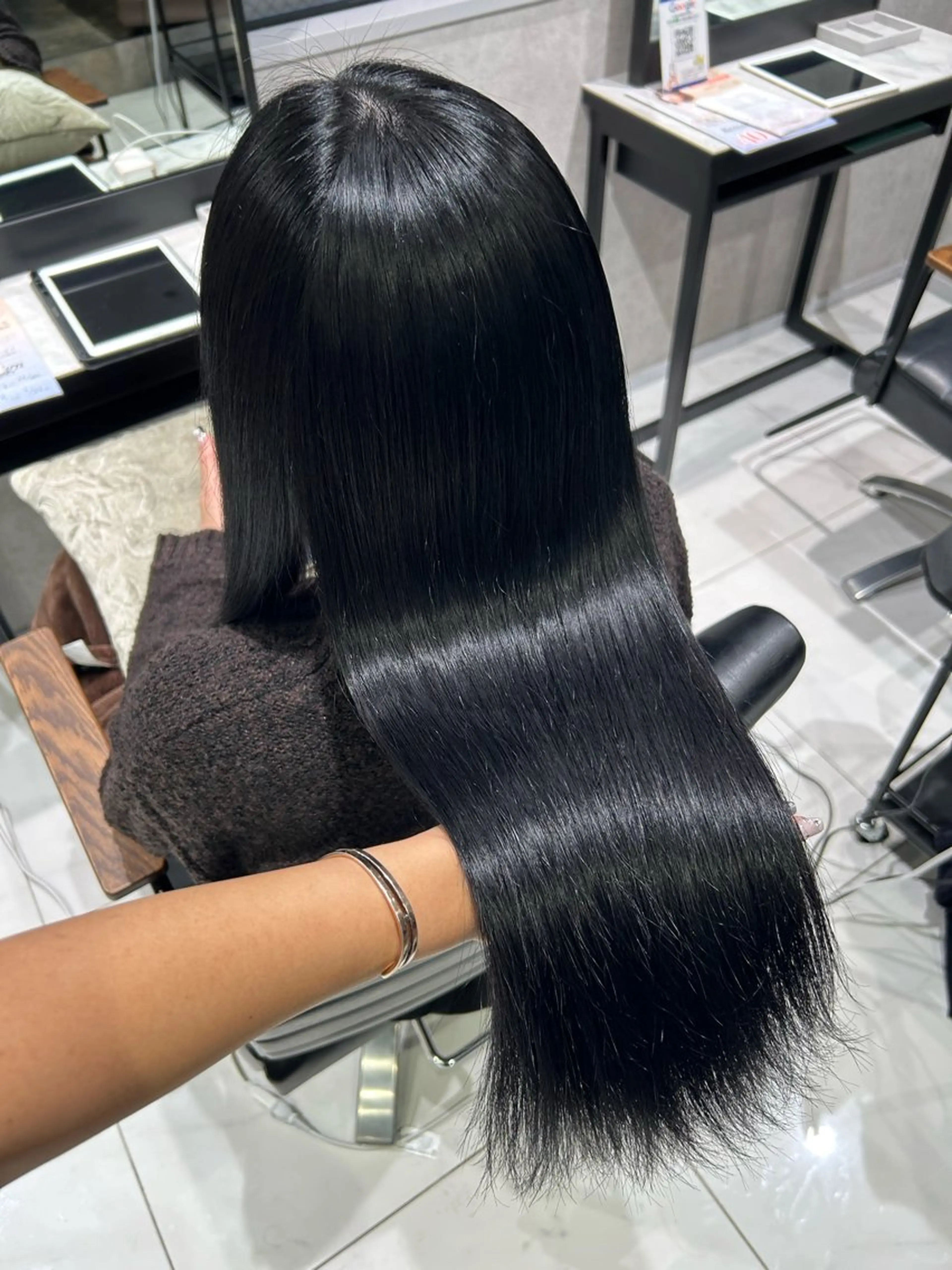 カラー ヘアカラー トリートメント 透明感カラー🩵 束感まつげ🪼海月のヘアスタイル