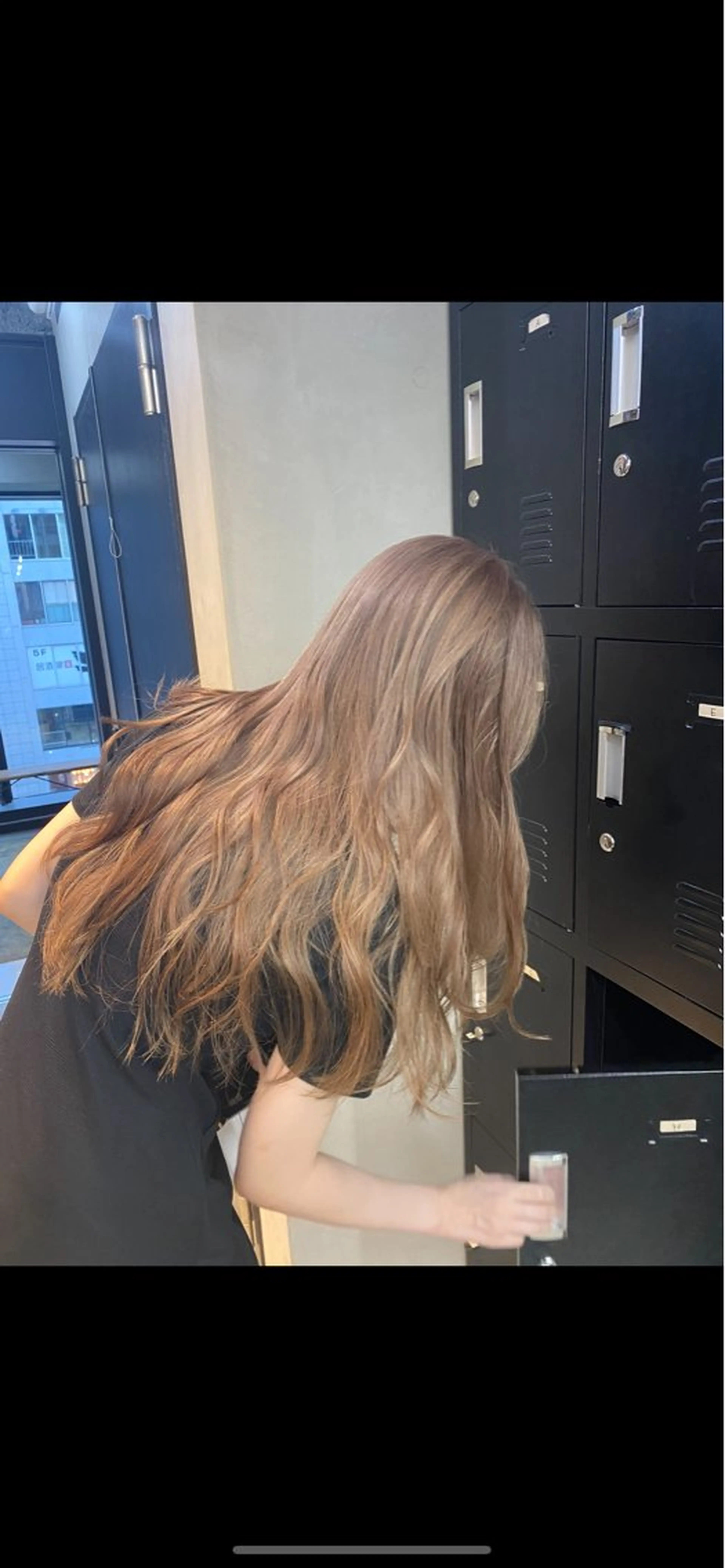 ロング カラー カット ヘアカラー トリートメント ヘアセット IVE所属・ブリーチなし🤍 渋谷／原島杏奈のヘアスタイル