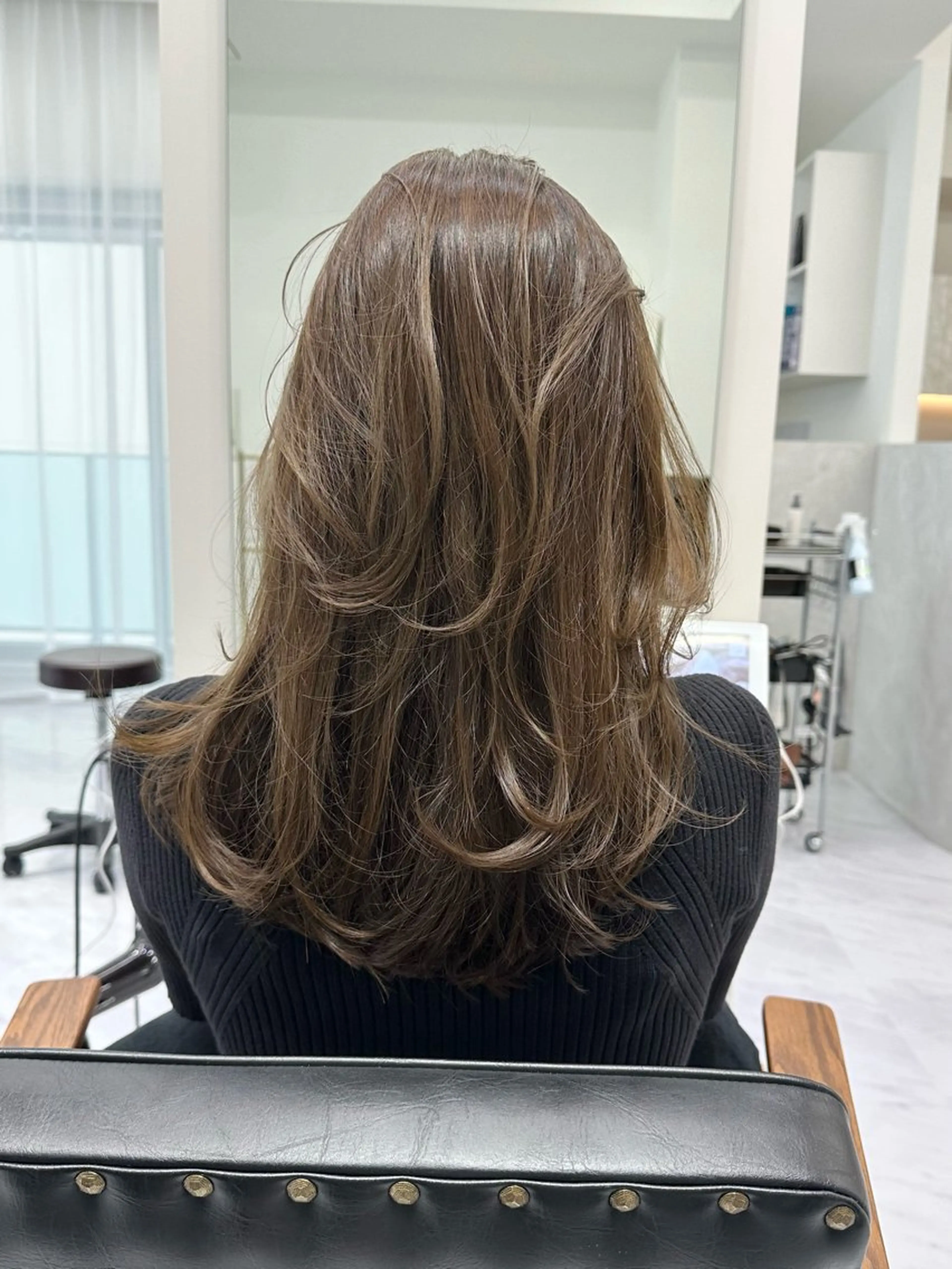 ロング ハイレイヤー レイヤーカット 西川 ことねのヘアスタイル