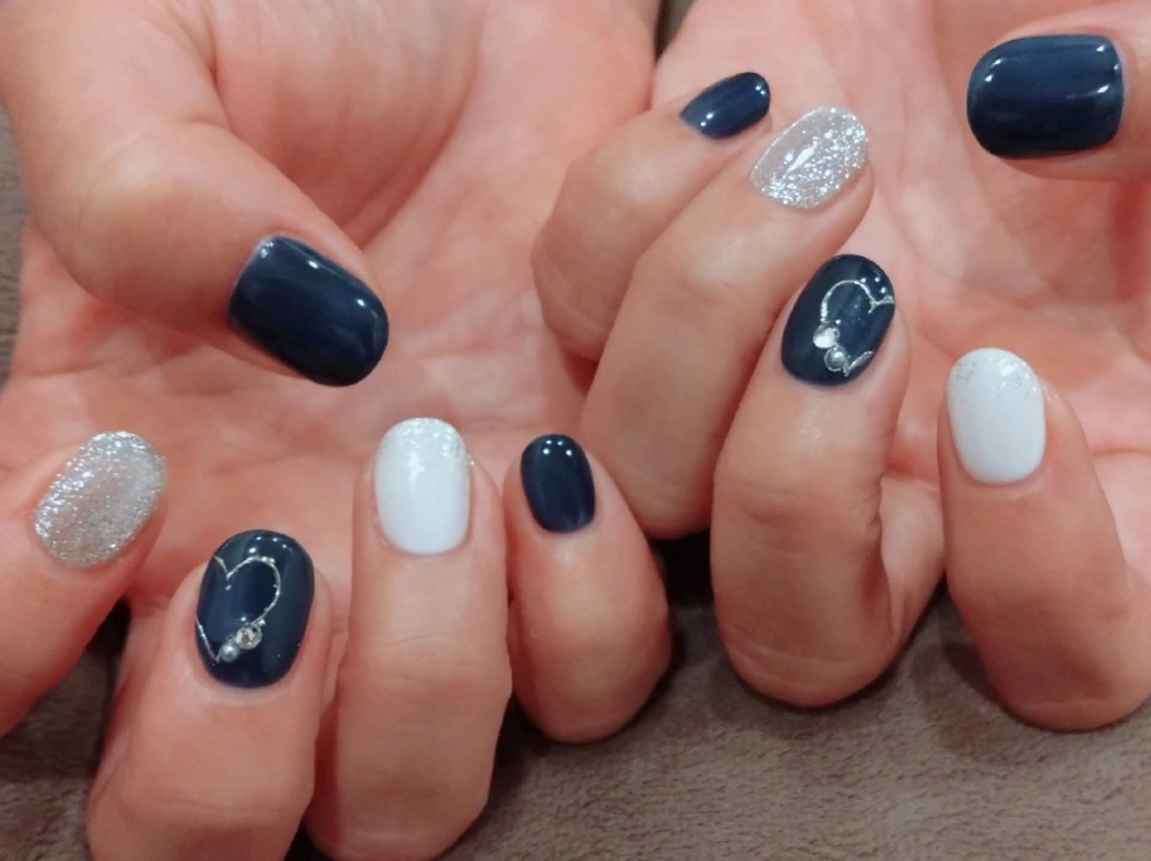 ネイル ハンドネイル nail  -es-のネイルデザイン