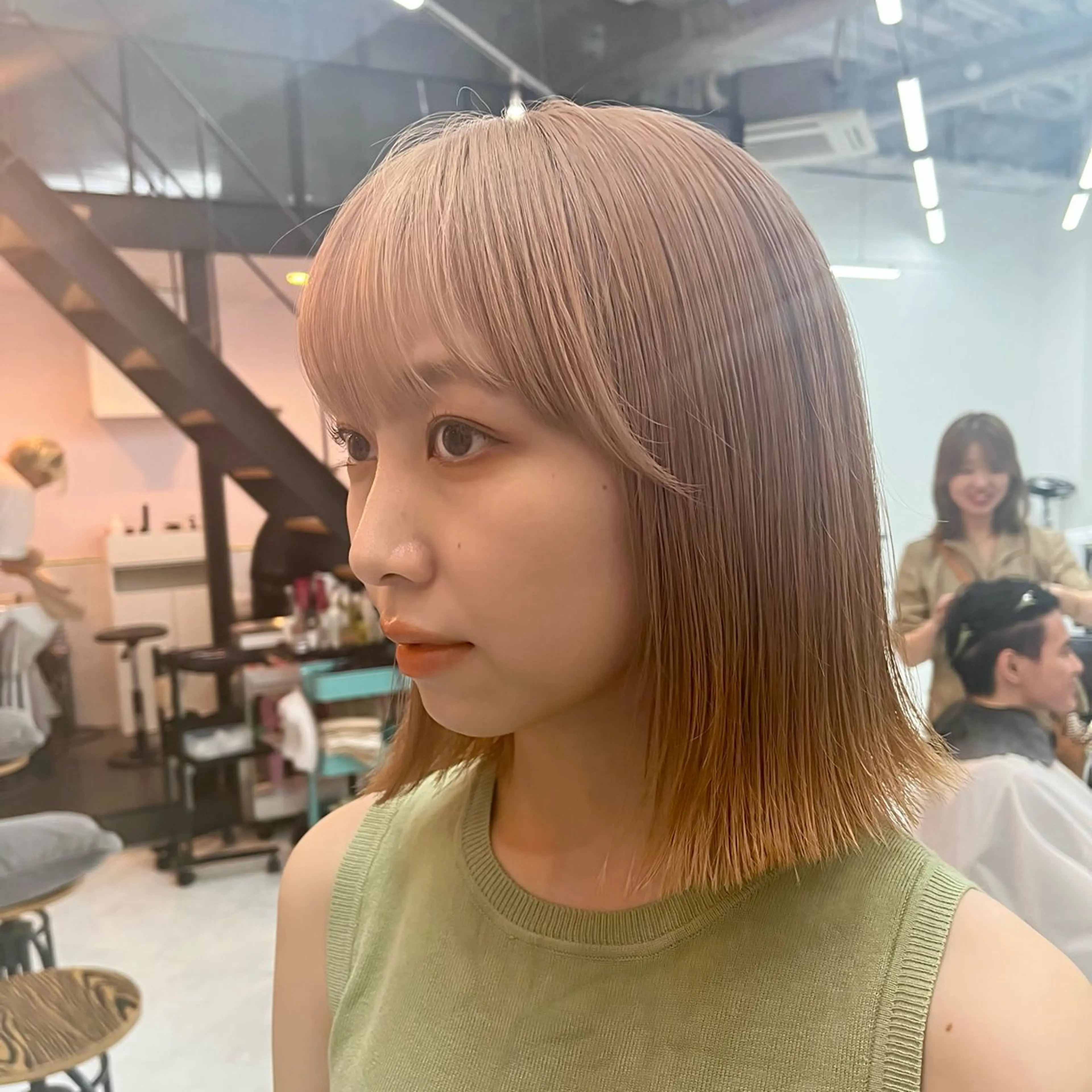 セミロング カラー ヘアカラー トリートメント GO TODAY SHAiRE SALON 原宿本店所属・ブリーチ/レイヤー ハッシュカット/河内のヘアスタイル