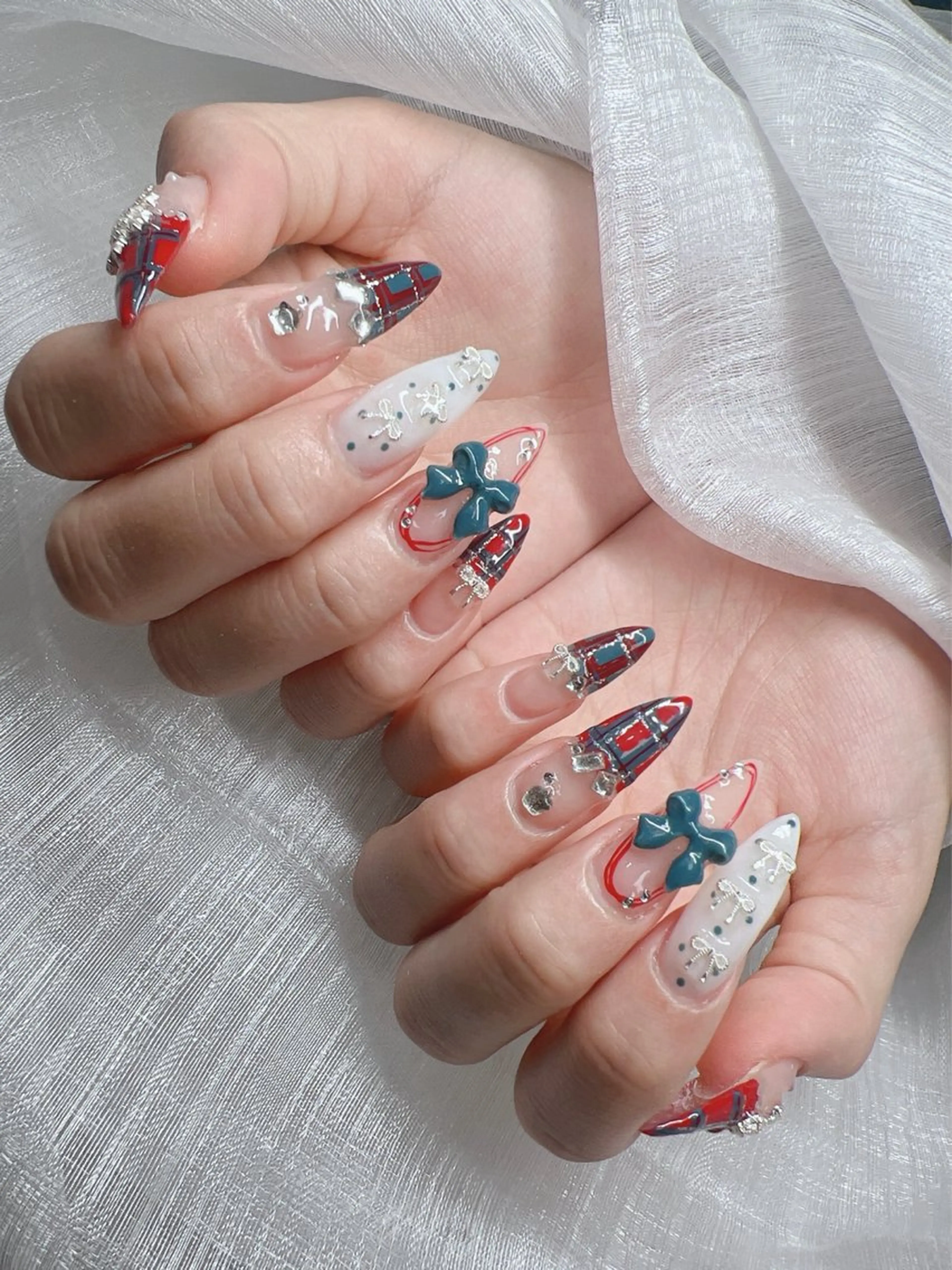 ネイル ハンドネイル Lee Nails チップ長さだし専門店のネイルデザイン