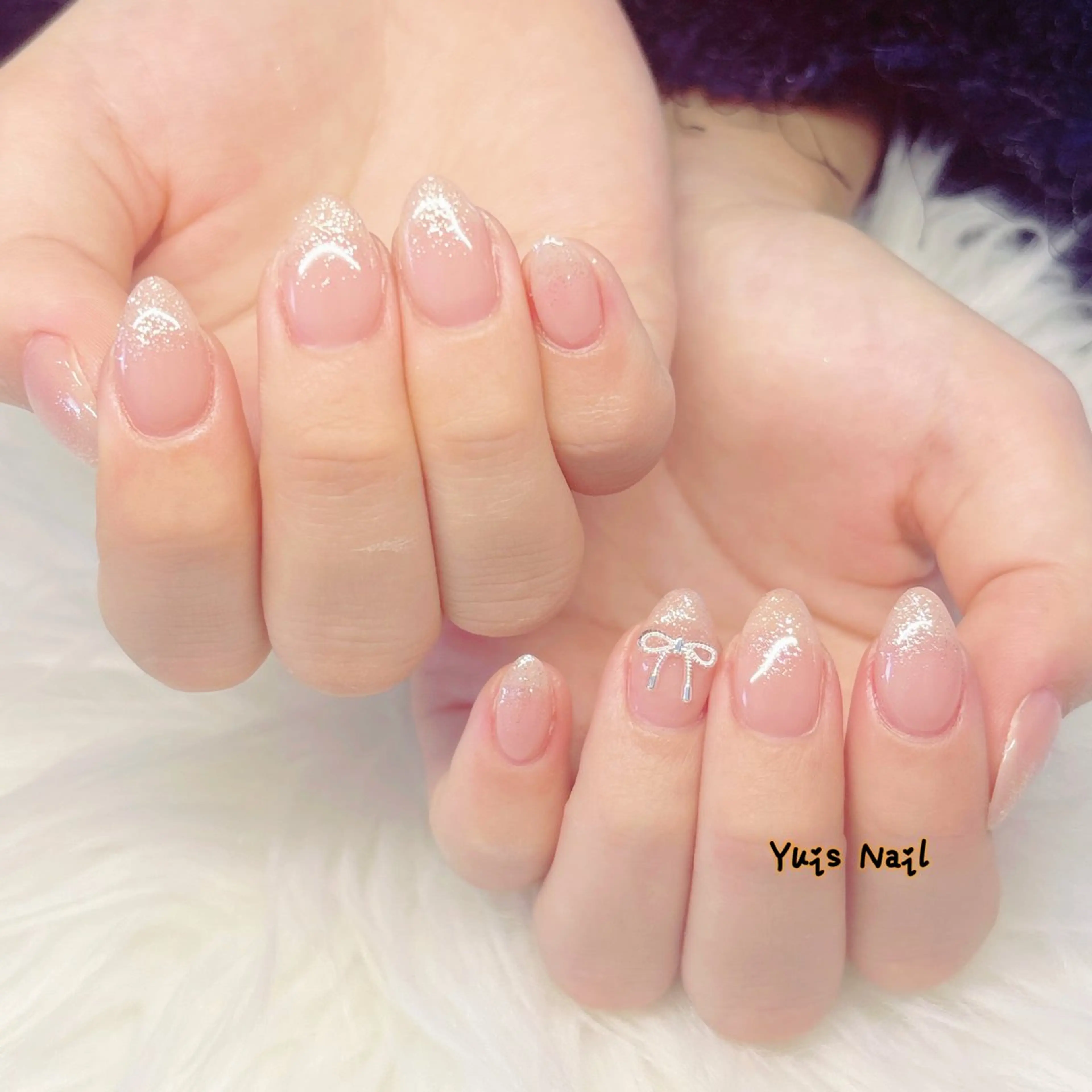 ネイル グラデーション キラキラネイル ラメ(グリッター) ラメグラデーション 持ち込み ハンドネイル Yuis Nailスカルプ専門のネイルデザイン