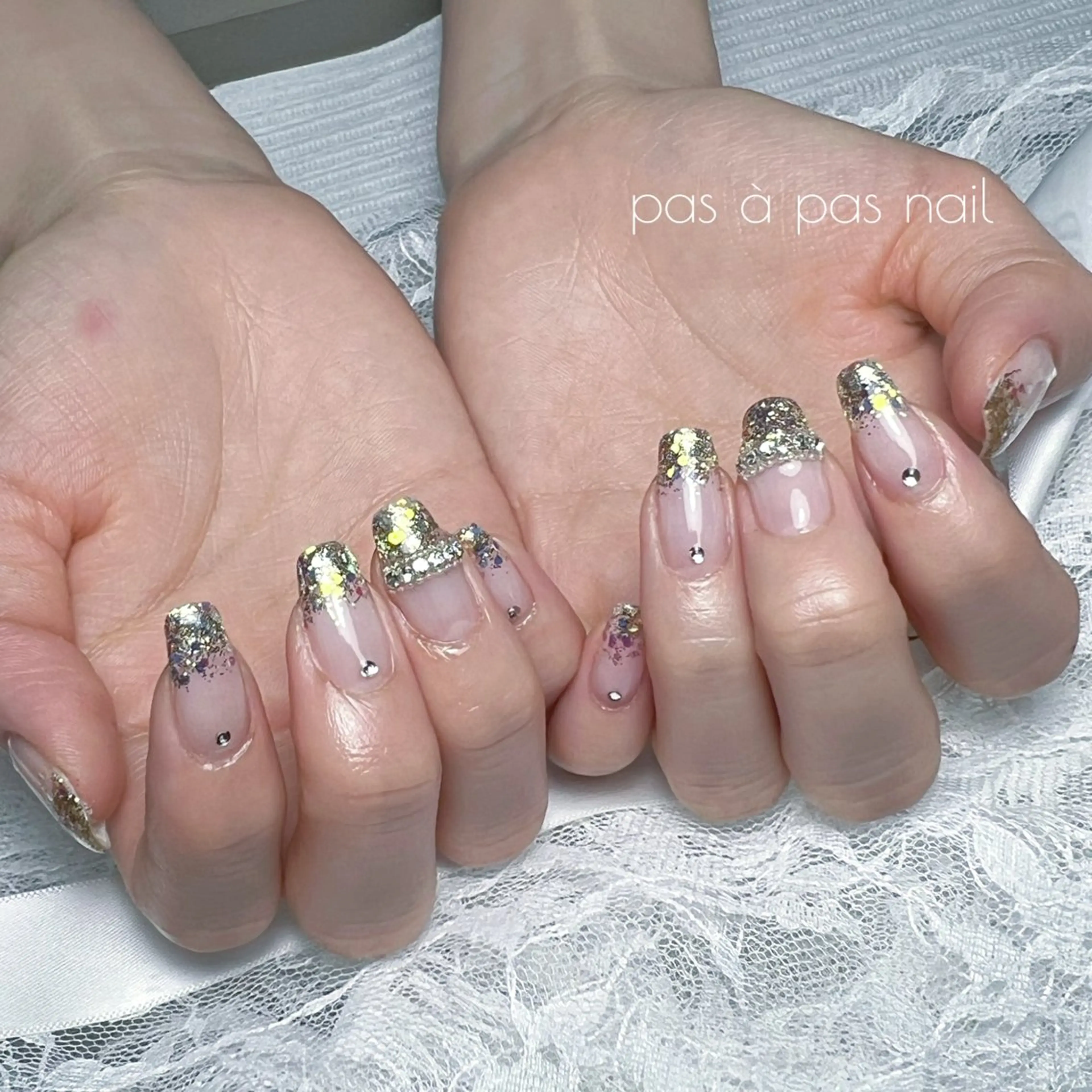 ネイル グラデーション ラメ(グリッター) ラメグラデーション ハンドネイル miku nail🦋のネイルデザイン