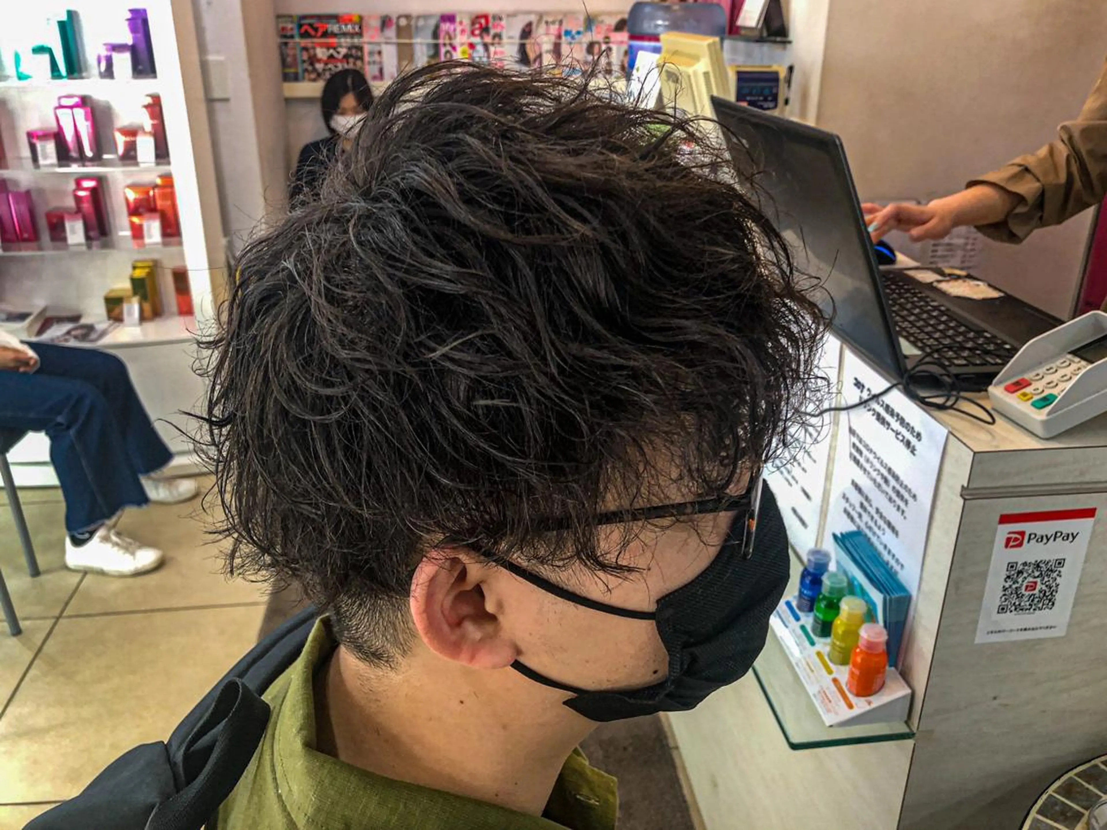 ミディアム パーマ メンズ マッシュ カット パーマ 毛流れヘアの達人 店長　須田龍世のヘアスタイル