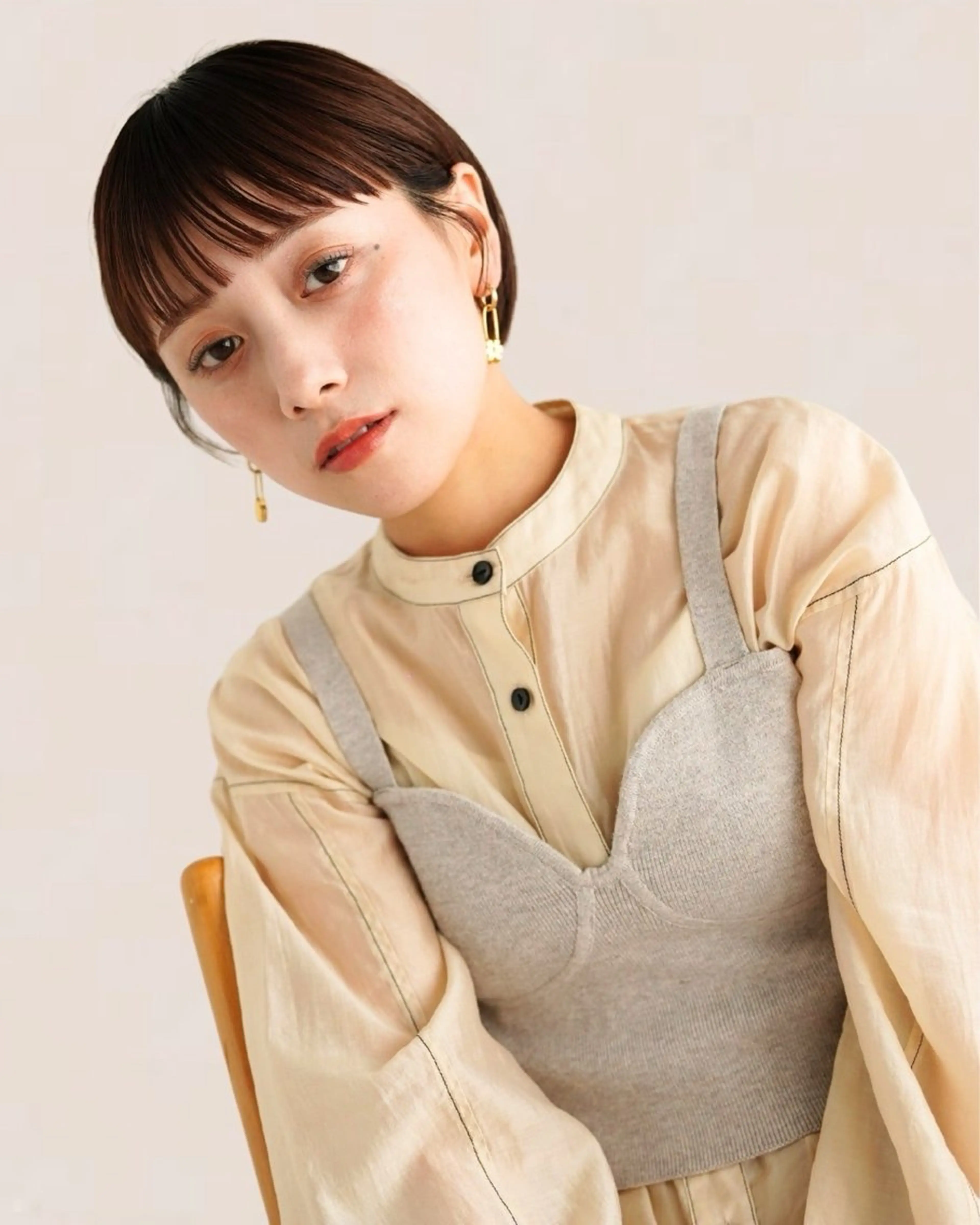 ショート カラー Joule 建山美友のヘアスタイル