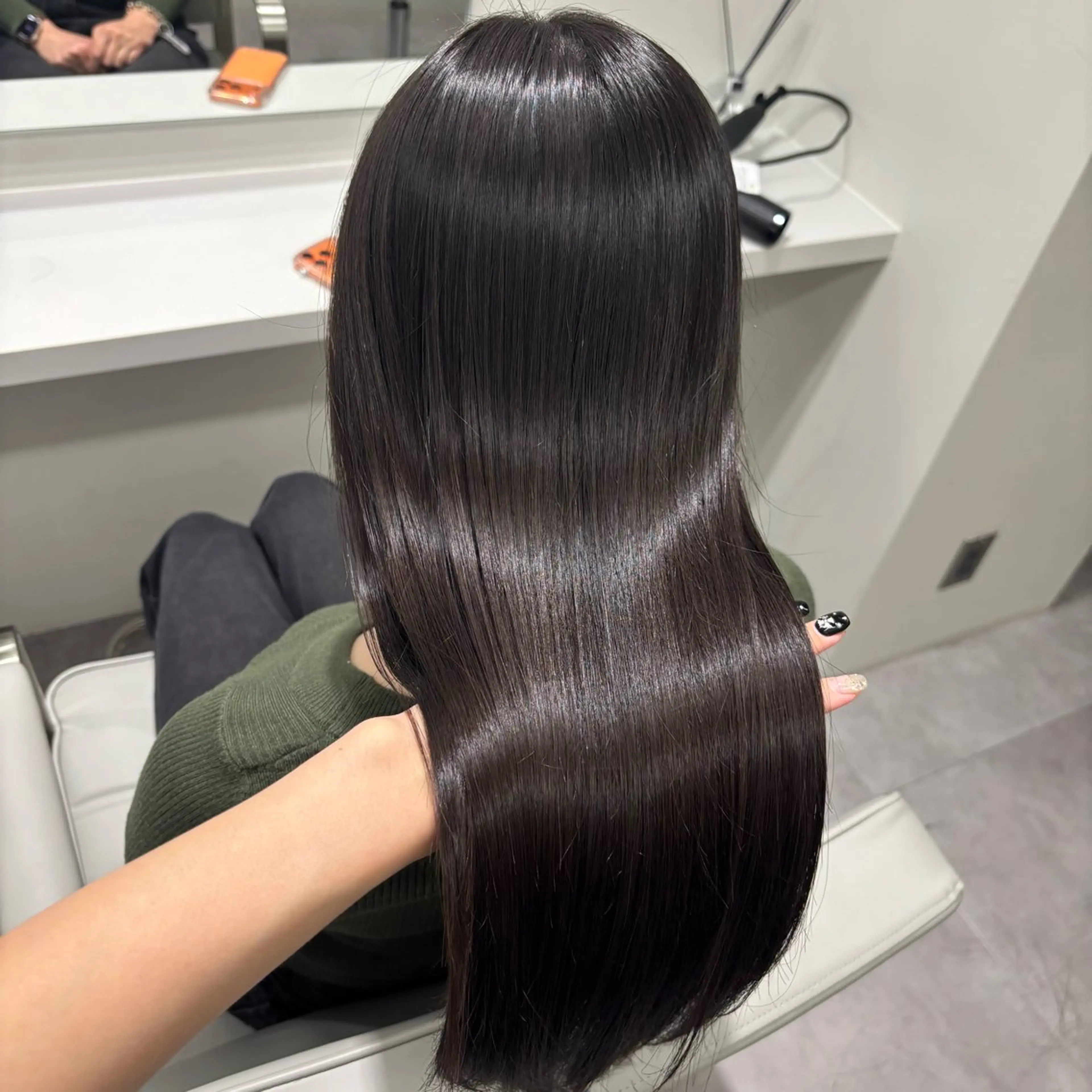 ロング カット ヘアカラー 縮毛矯正 トリートメント hina /髪質改善/カラーのヘアスタイル