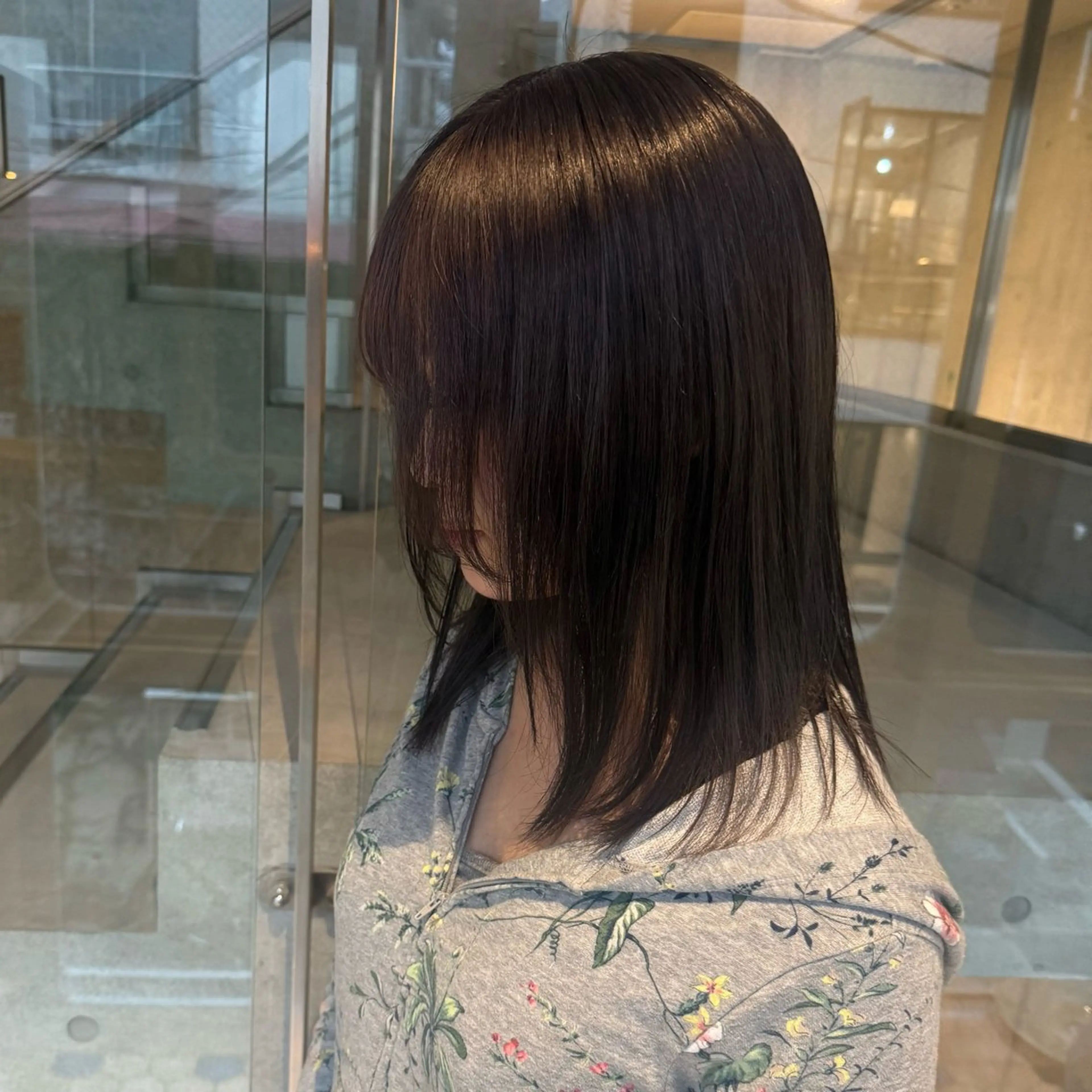 カラー RINA .のヘアスタイル