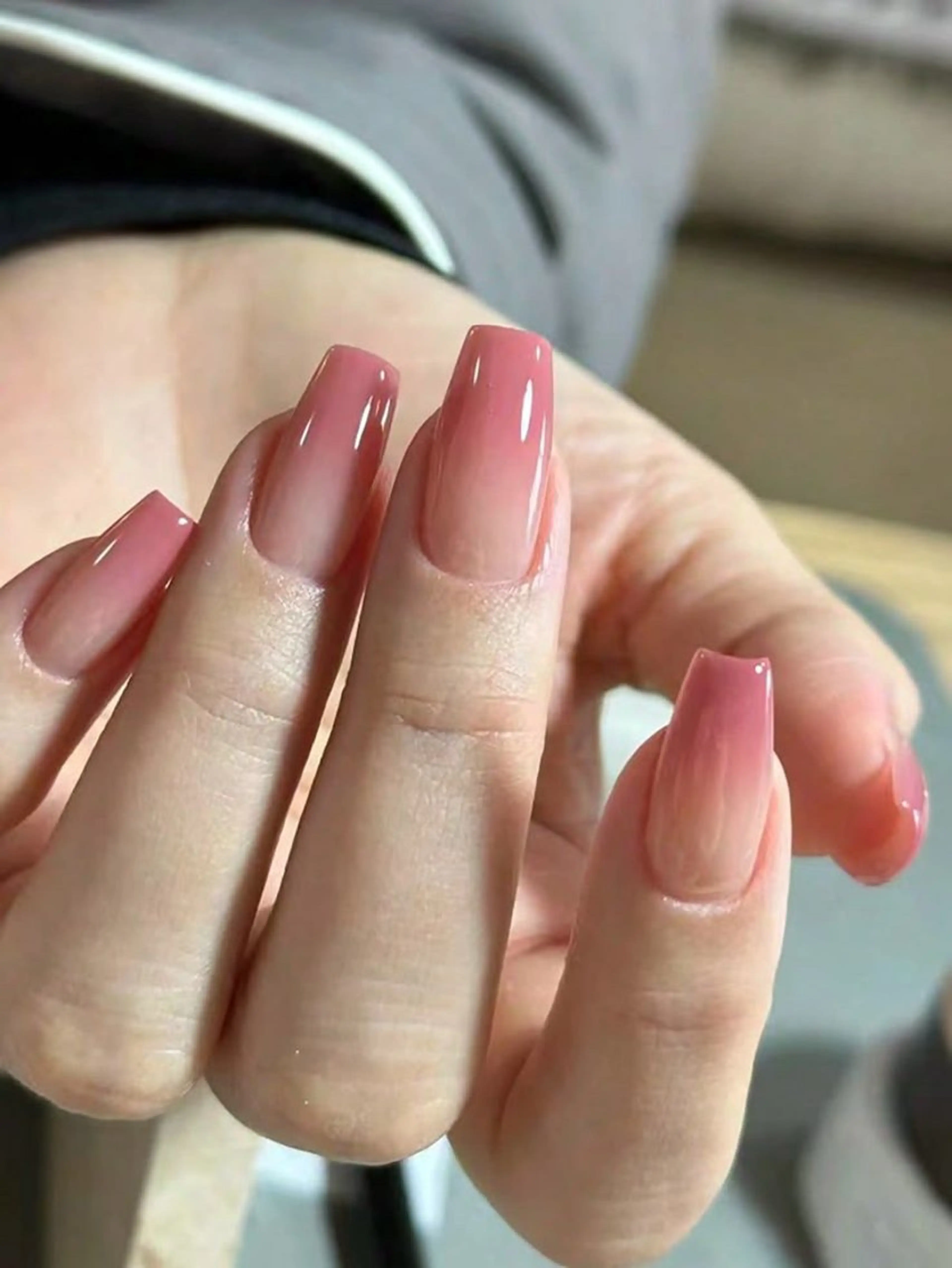 ネイル Rose Ana.Chuoのネイルデザイン