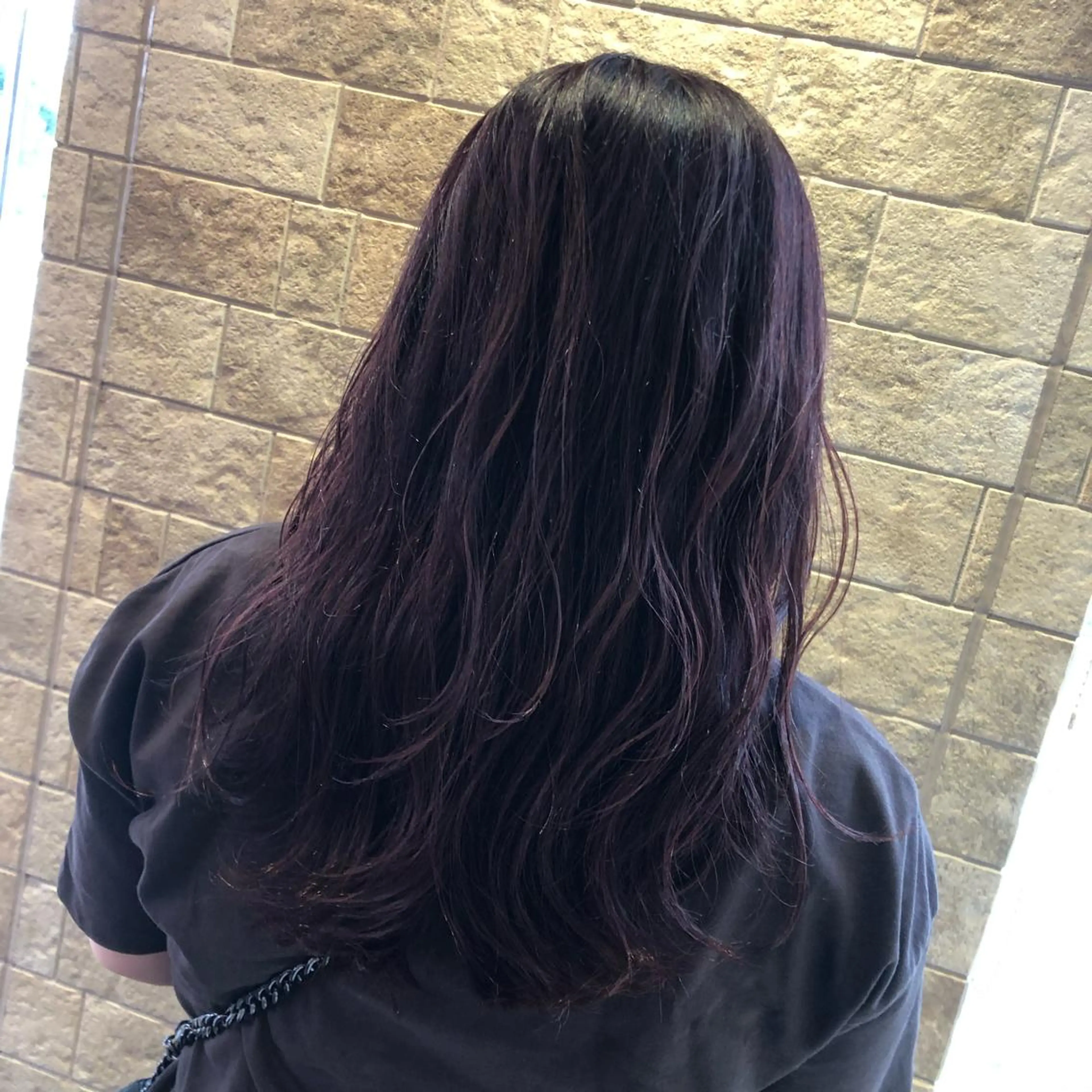 ミディアム 松永 果菜のヘアスタイル