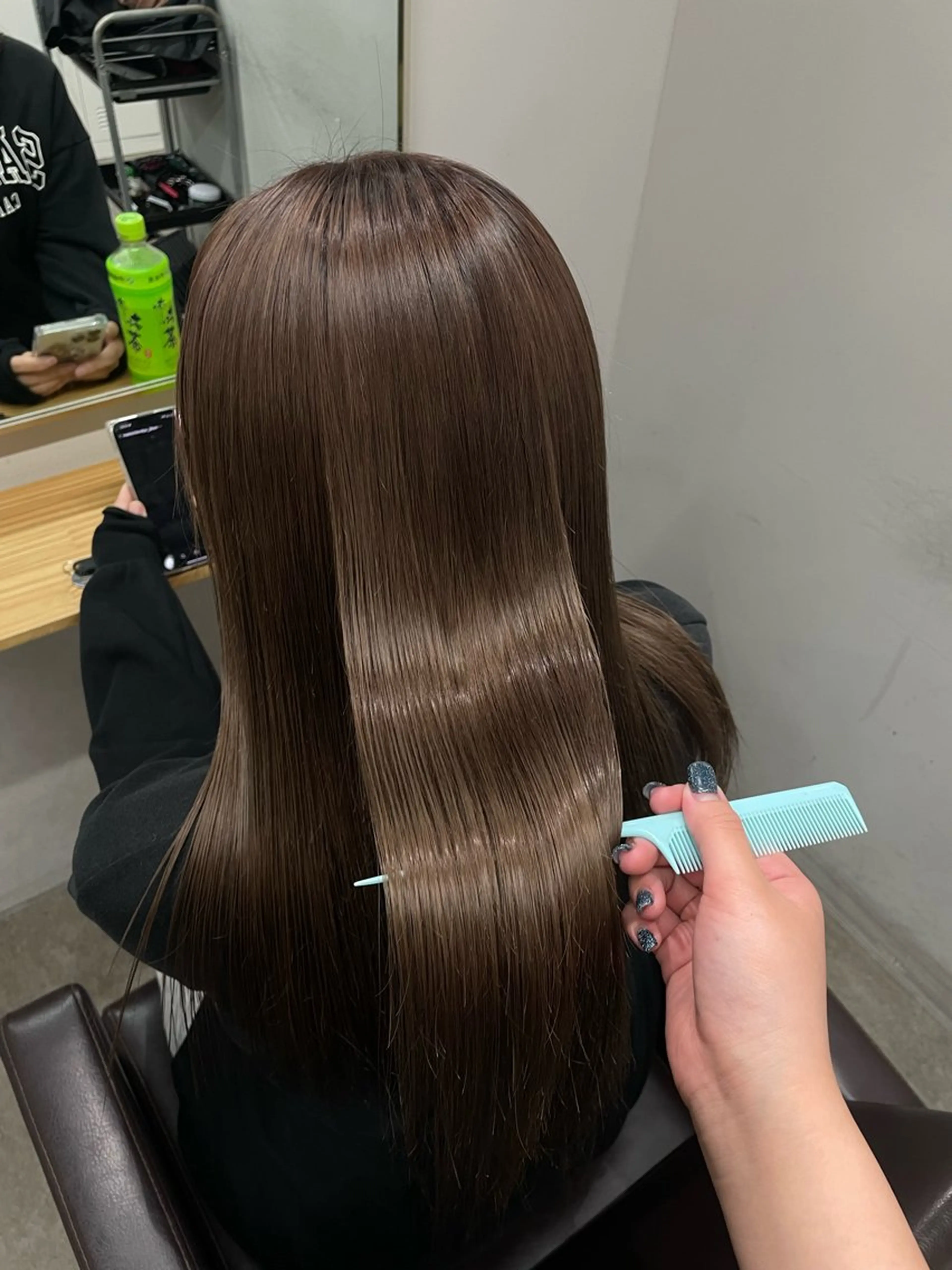 ロング ヘアカラー REINA ISHIDOのヘアスタイル