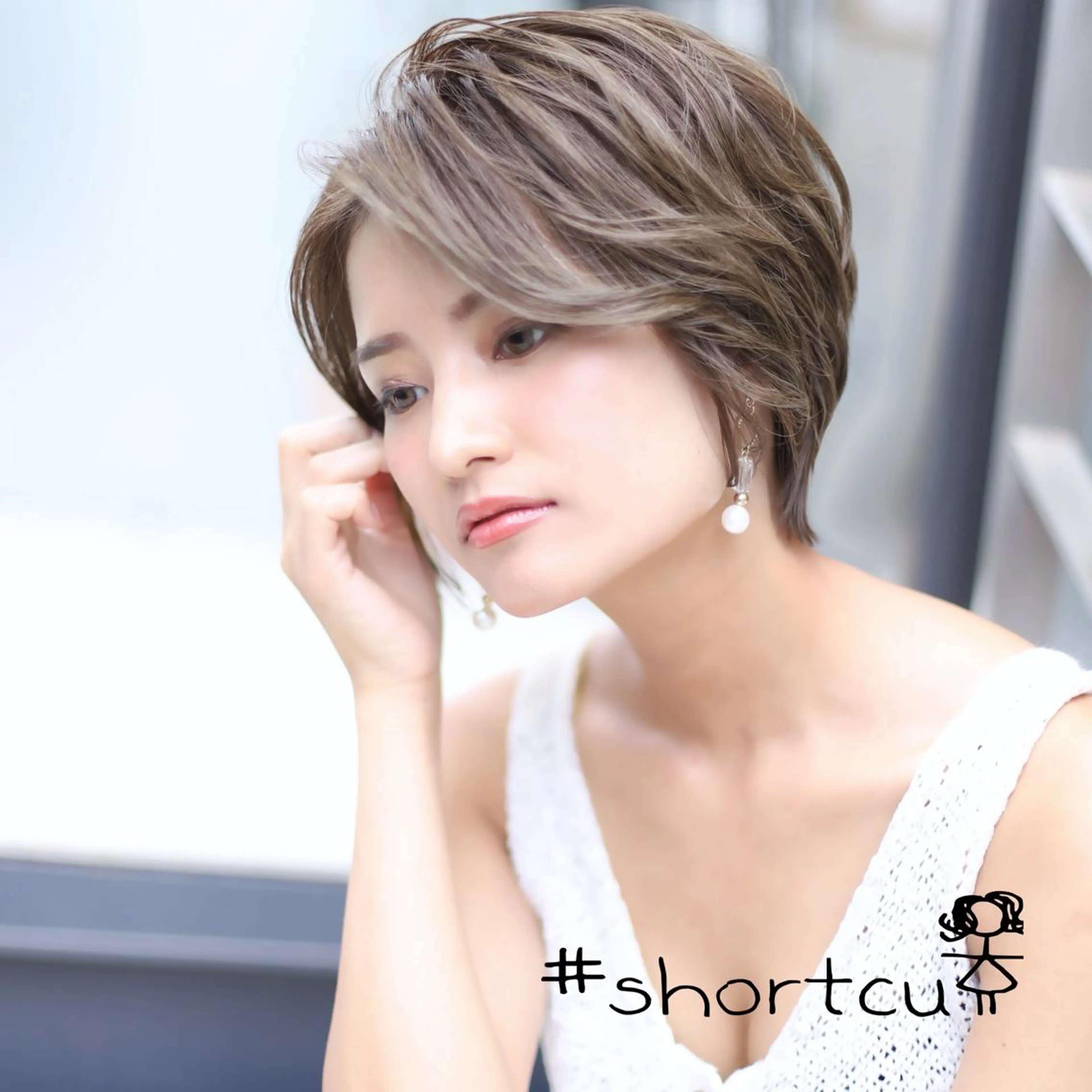 ショート ショートボブ ハンサムショート ボブ くせ毛 顔周りカット 韓国レイヤー×透明感 髪質改善　武田涼のヘアスタイル