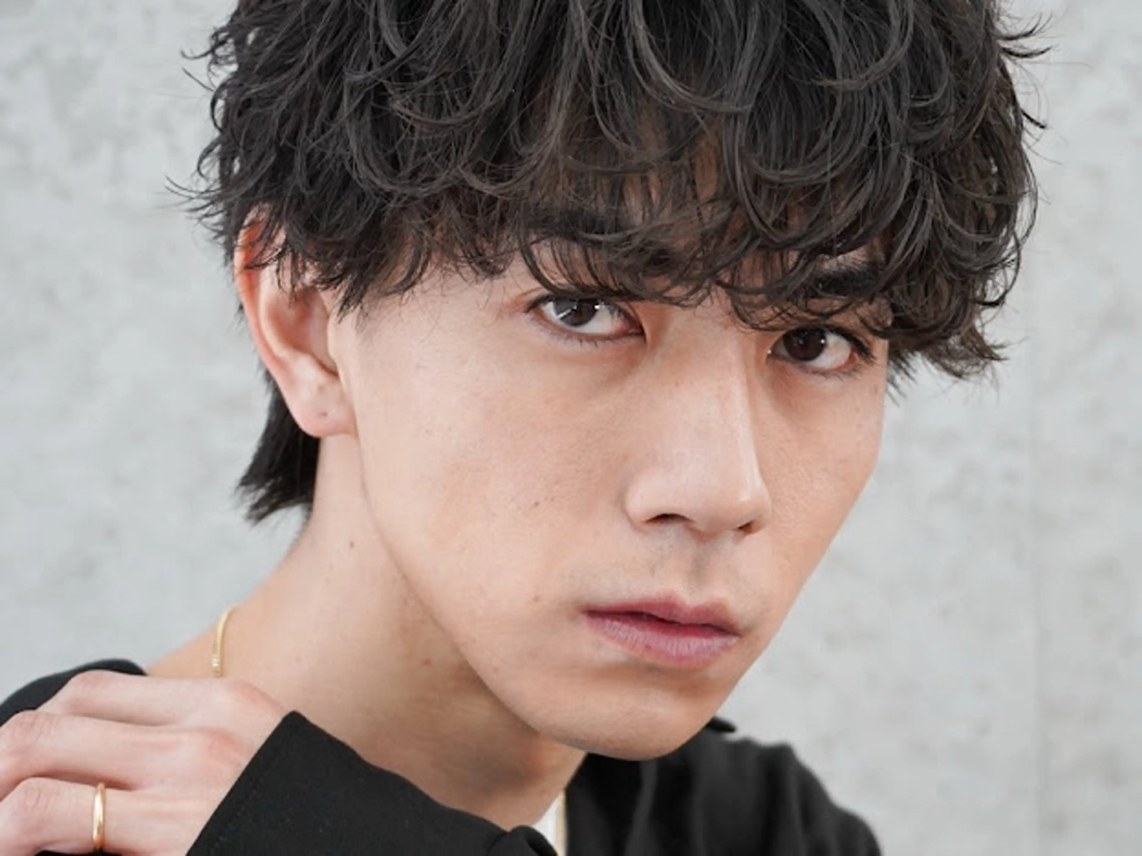 ショート パーマ メンズ マッシュ メンズパーマ 小顔カット fifth 仙台メンズサロン所属・仙台メンズパーマ 波巻きパーマ石原大地のヘアスタイル