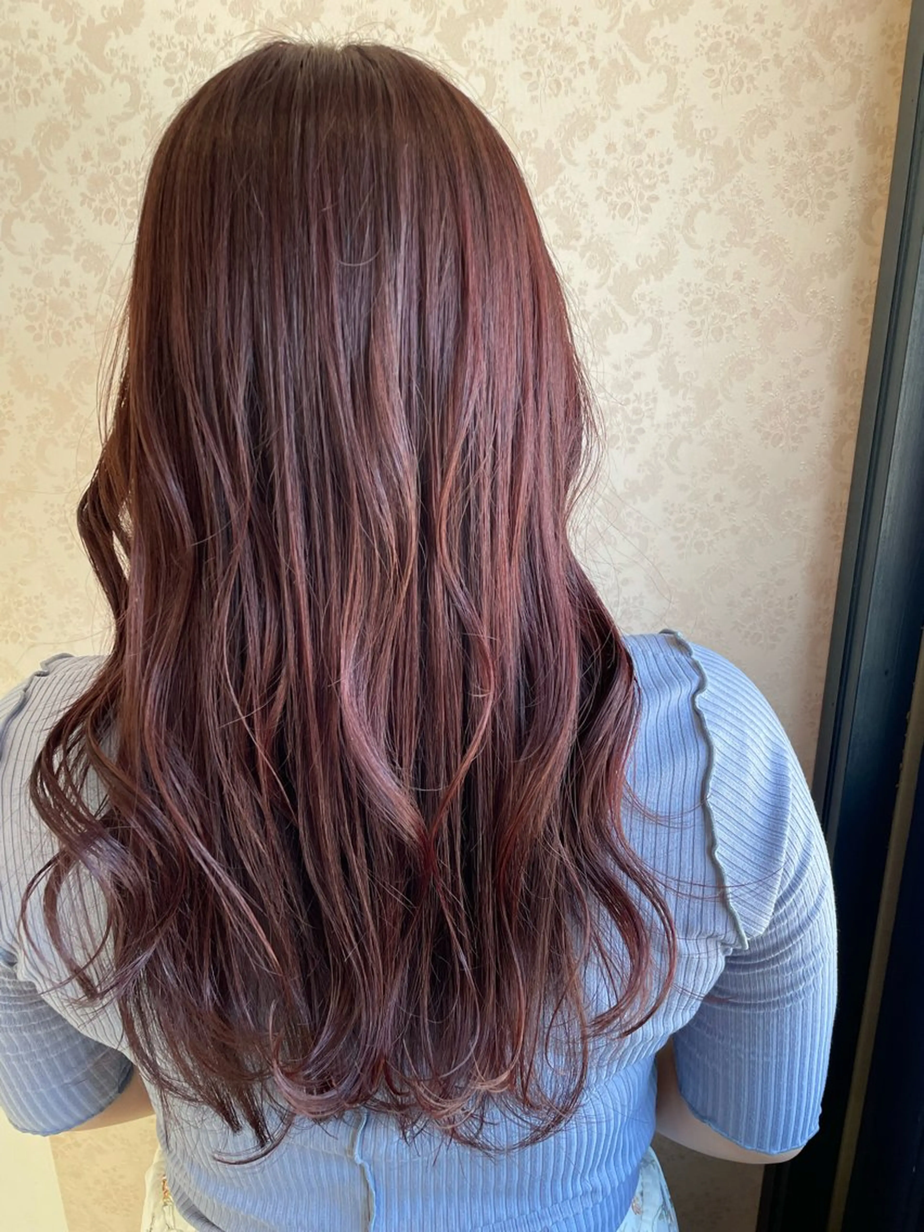 ロング カラー ヒヨシ ルナのヘアスタイル