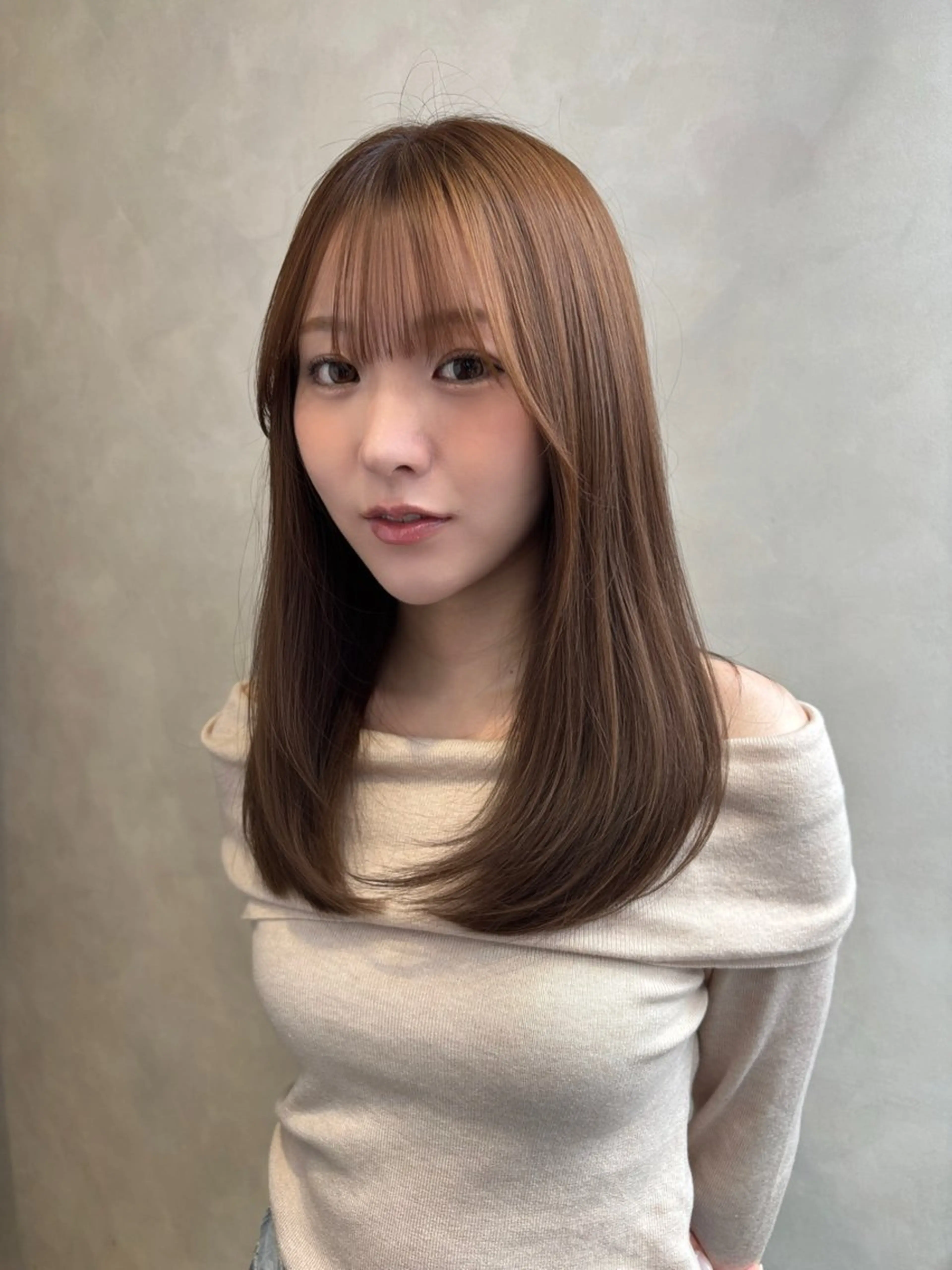 セミロング レイヤー／ショート 似合わせ🥇のヘアスタイル