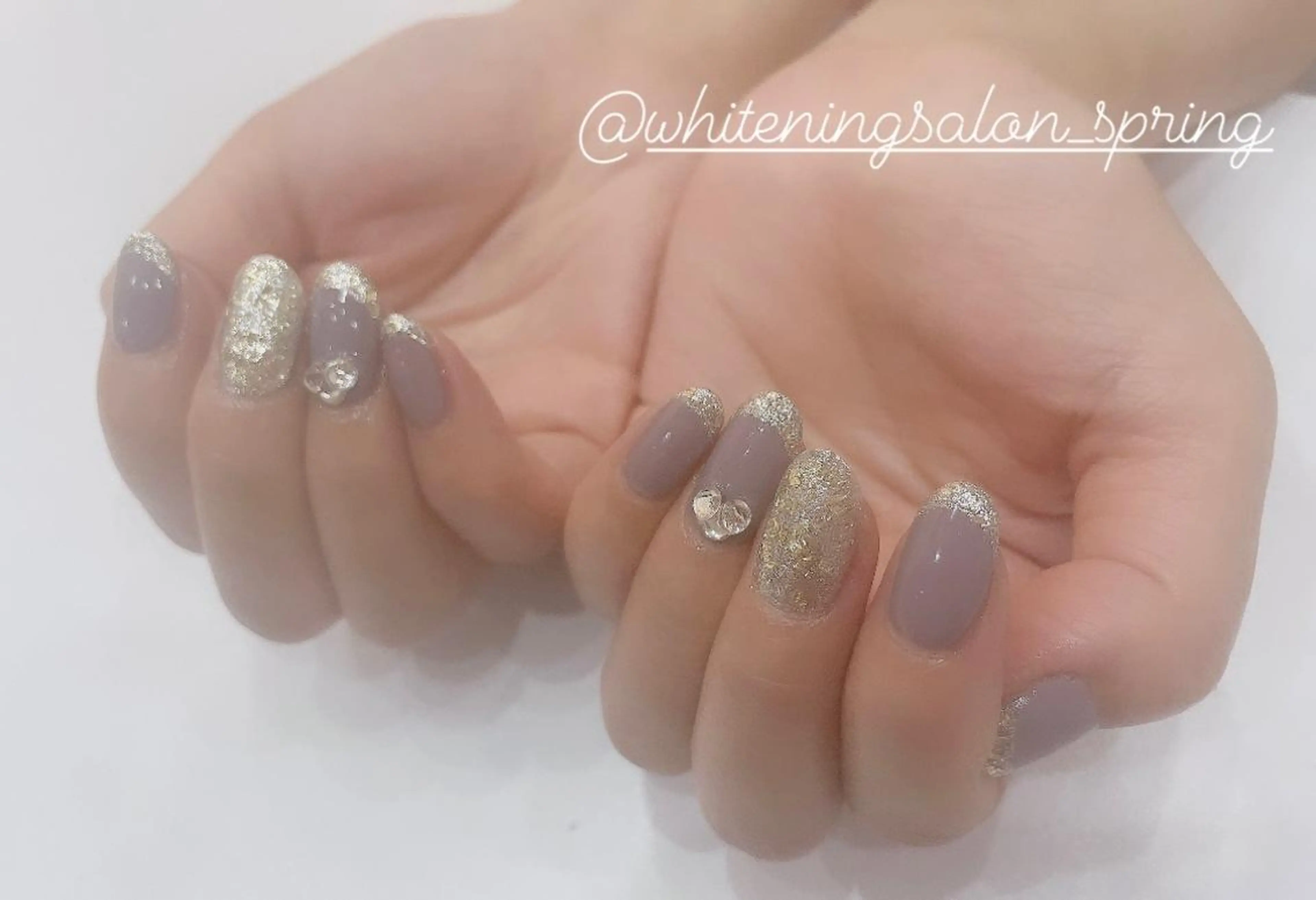 ネイル フレンチネイル ラメ(グリッター) Nakao Hitomiのネイルデザイン