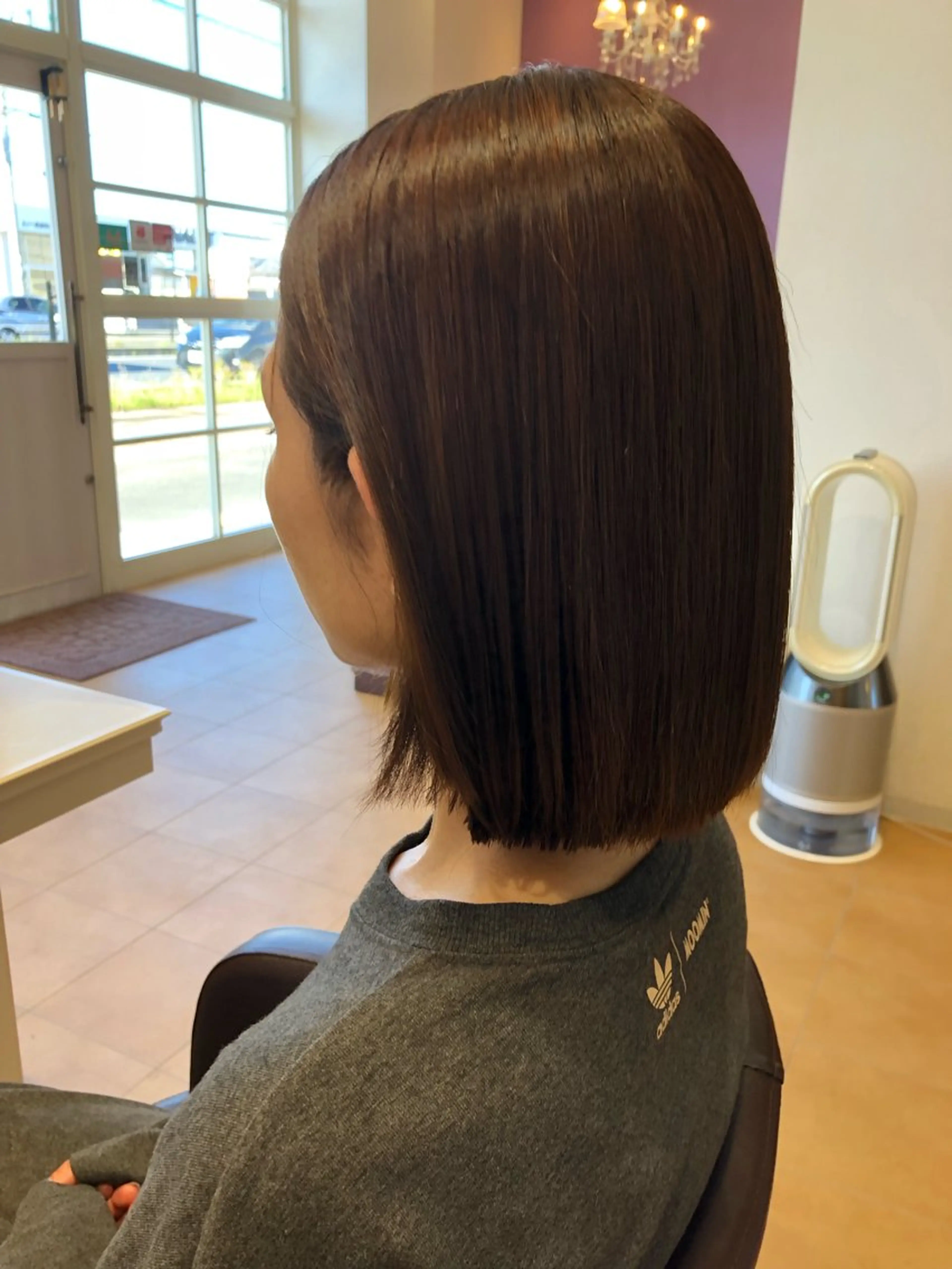 ショート カット ヘアカラー トリートメント 今中 紗英のヘアスタイル