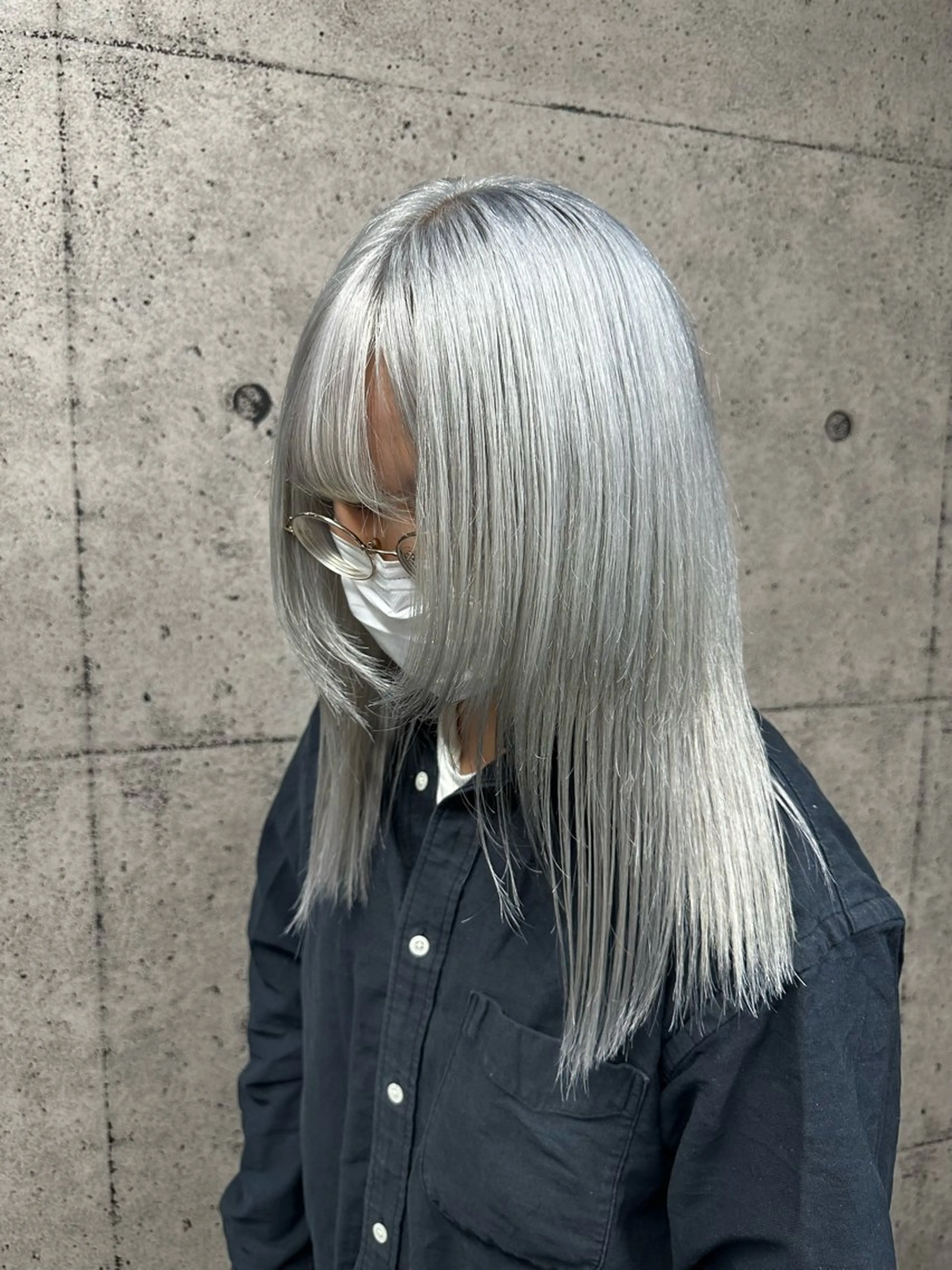 ミディアム カラー ヘアカラー トリートメント ハイトーン/ブリーチ カラー/SHOGOのヘアスタイル