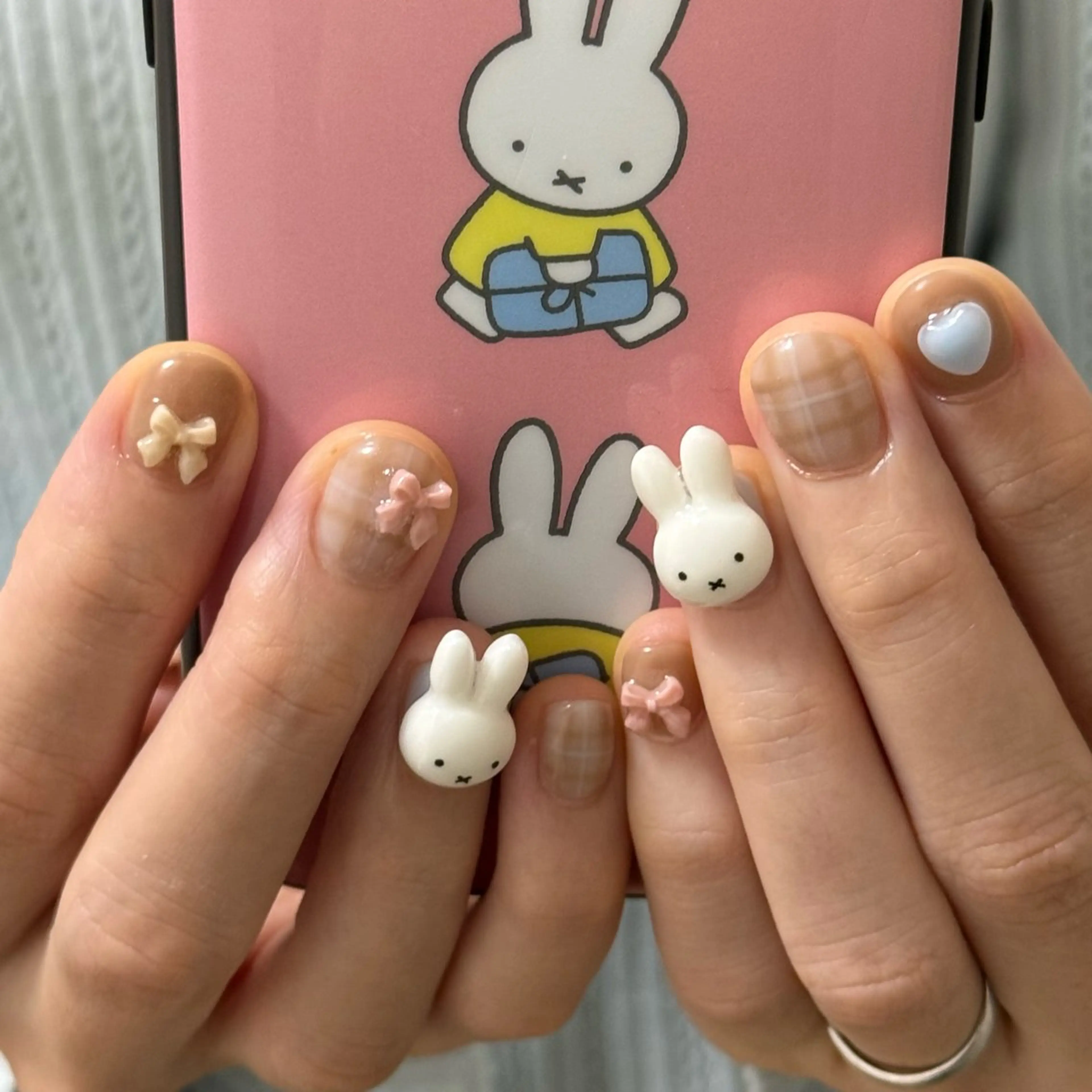 ネイル 持ち込み ハンドネイル AZ Nail aoiのネイルデザイン