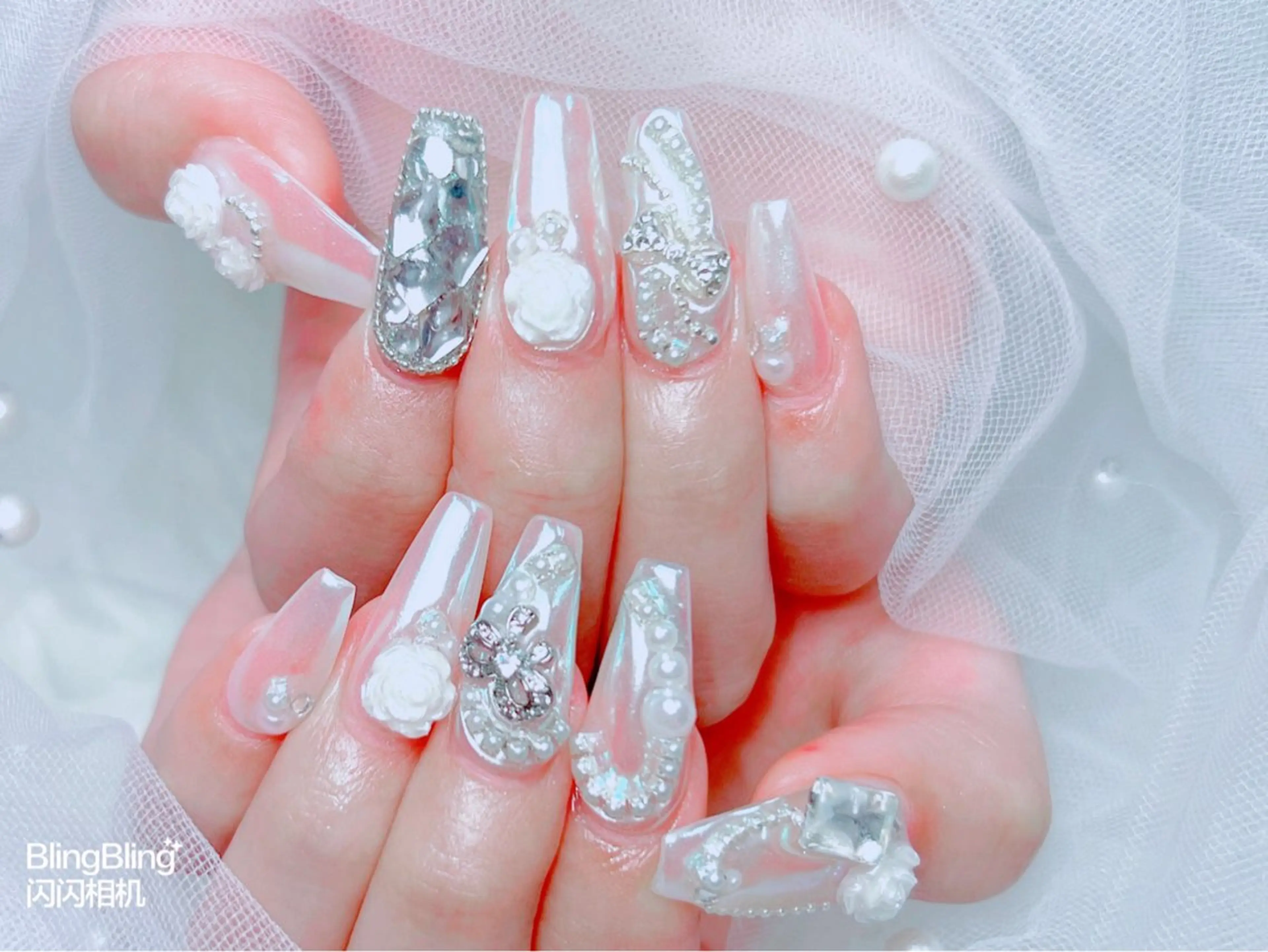 ネイル オーロラネイル チークネイル 長さ出し フットネイル フレンチネイル ハンドネイル ハンドケア NaNa nailのネイルデザイン