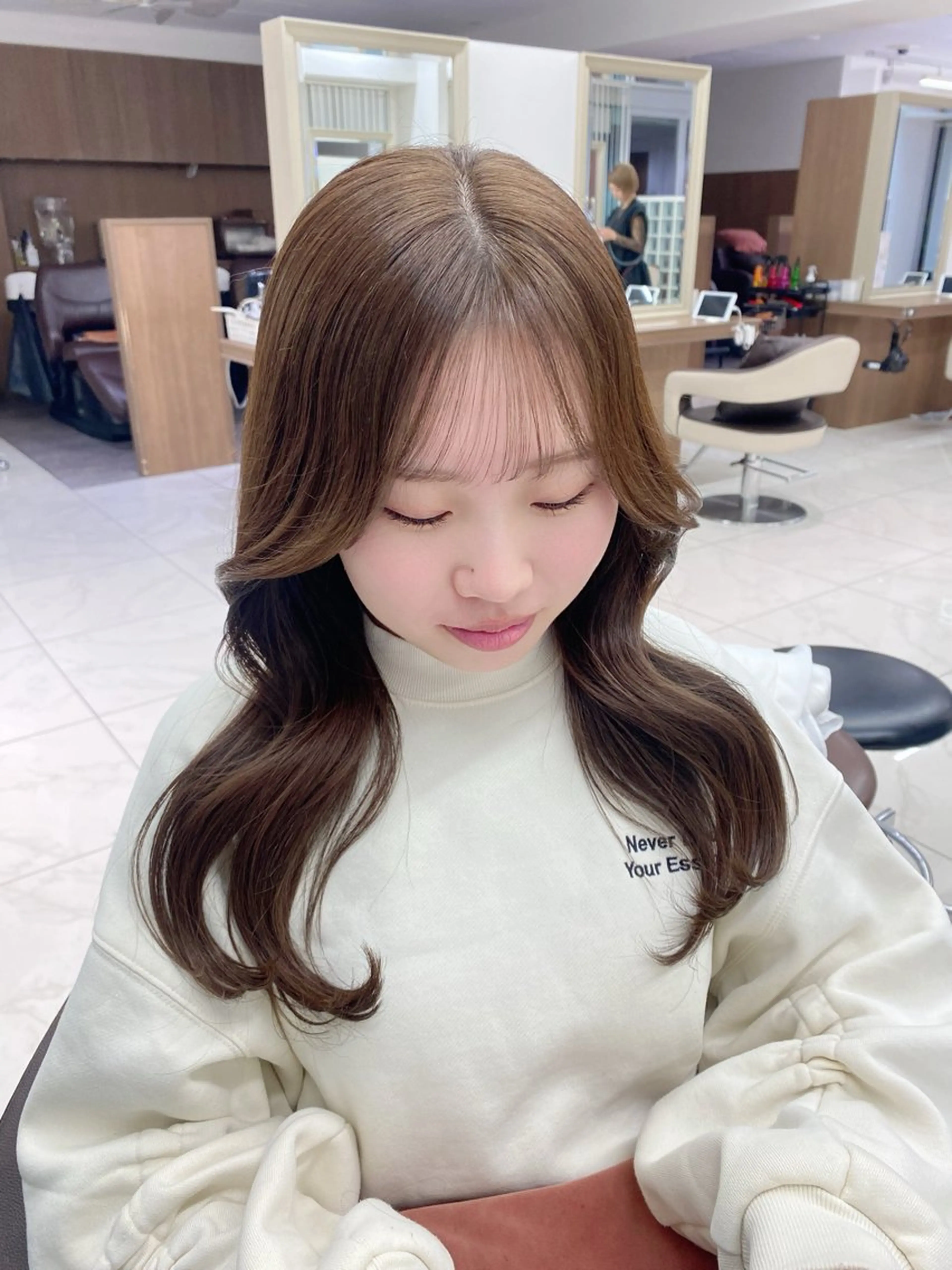 ロング カラー ベージュカラー カット ヘアカラー トリートメント 長妻莉央/縮毛矯正 髪質改善カラーのヘアスタイル