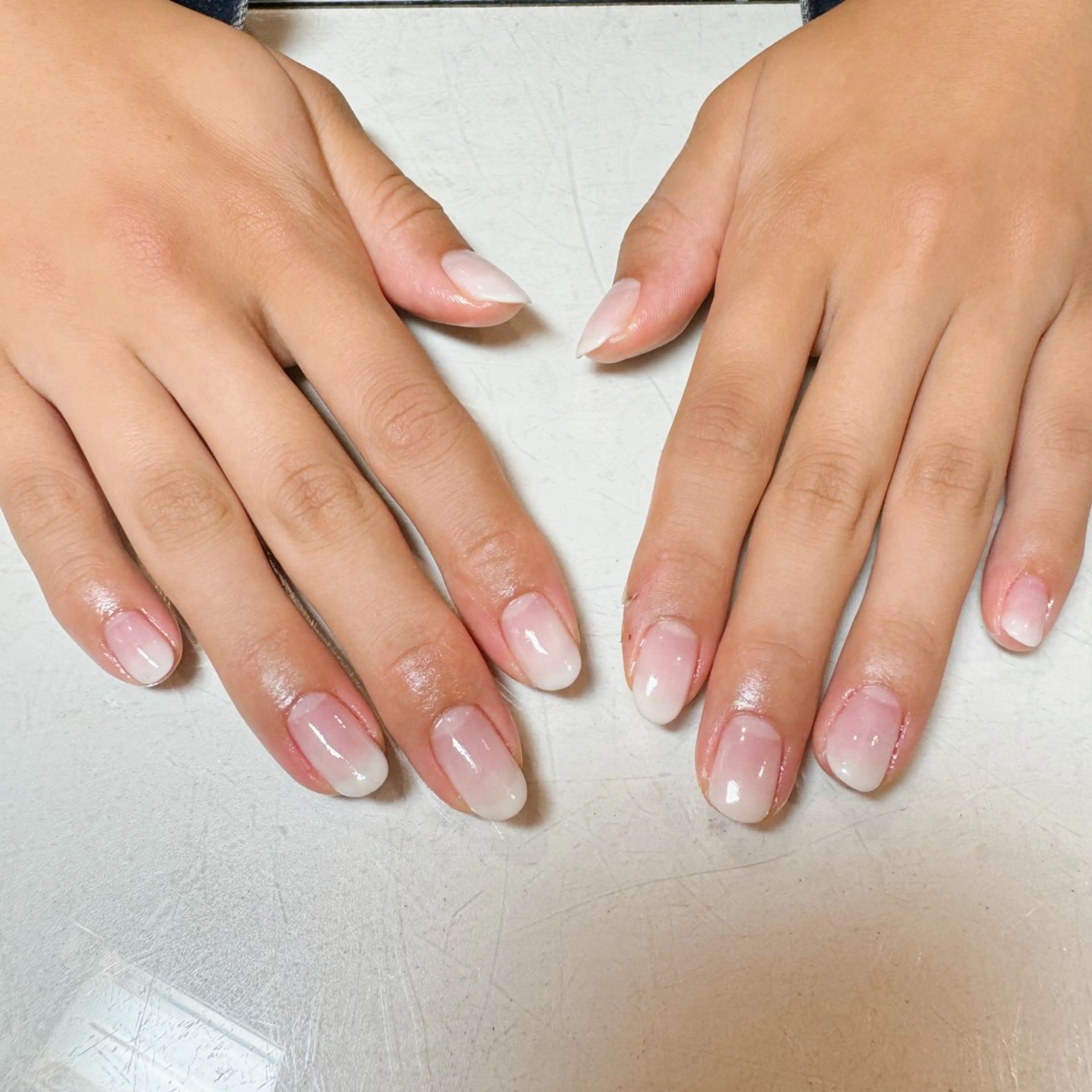 ネイル グラデーション mieux nail aireiのネイルデザイン