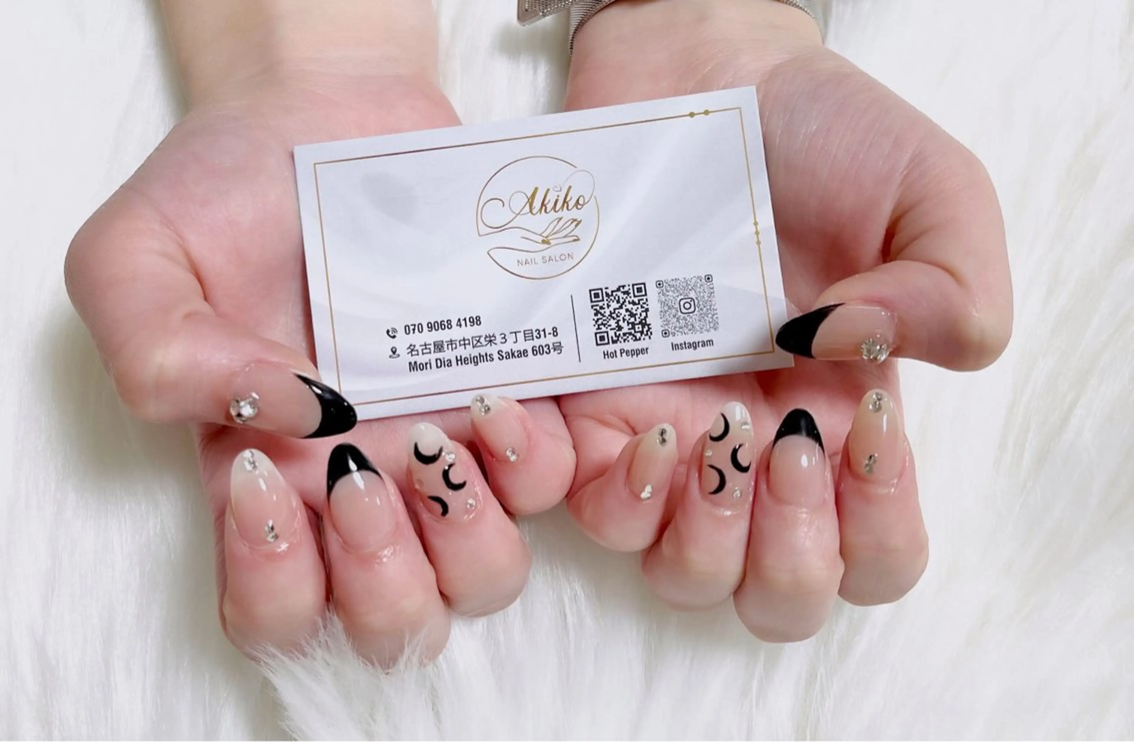 ネイル フットネイル ジェルネイル 韓国ネイル マグネットネイル 持ち込み Akiko ネイルサロン所属・AKIKO ネイルサロンのネイルデザイン