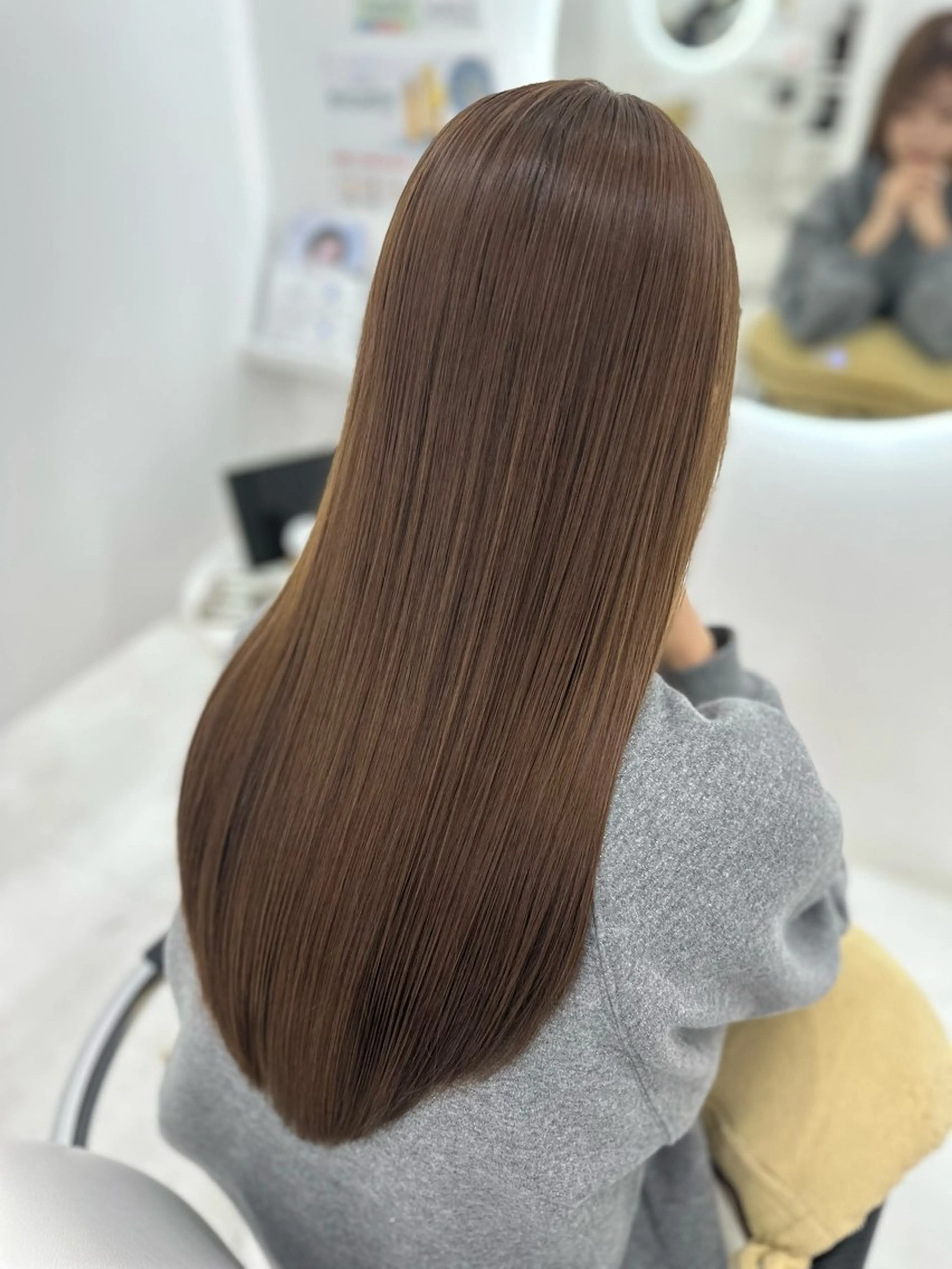 ロング パーマ 縮毛矯正 aini　大阪上本町店所属・芥川 未優のヘアスタイル