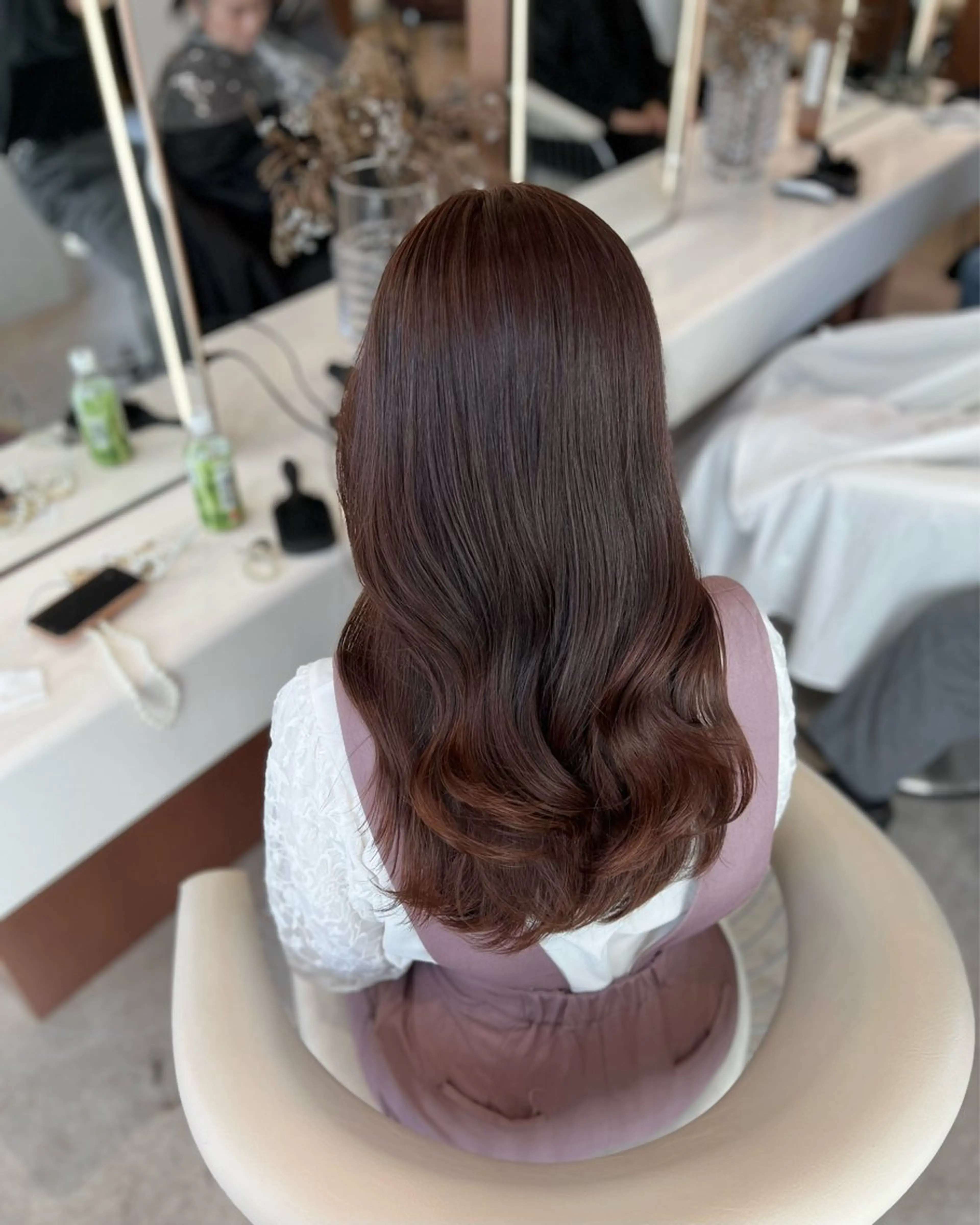 セミロング カラー ブラウンカラー グレージュ ピンクカラー ピンクブラウン 韓国風ヘア カット ヘアカラー トリートメント ヘアセット 韓国レイヤー🇰🇷 韓国研修◎渋谷カイトのヘアスタイル