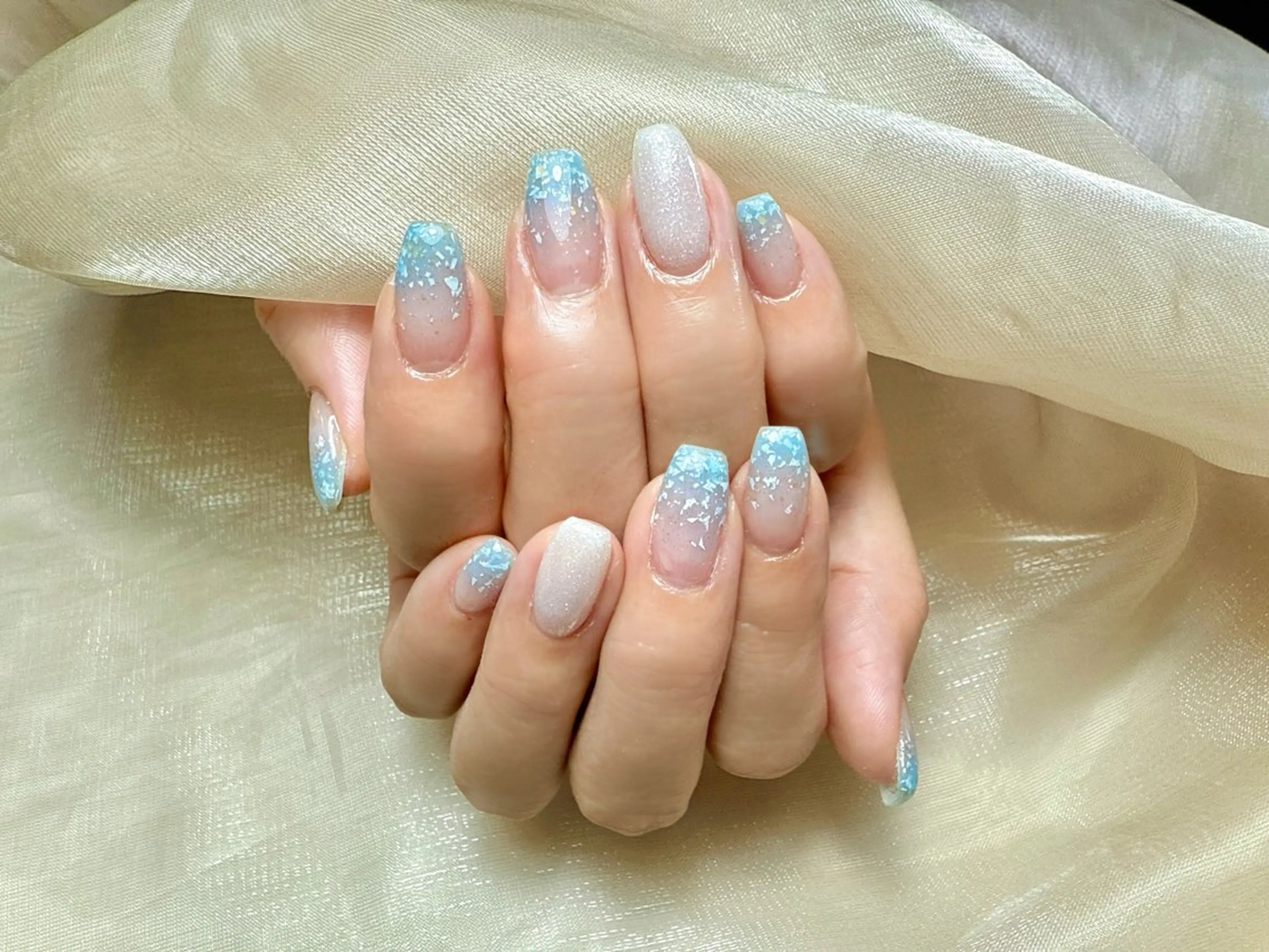 ネイル ラメ(グリッター) ラメグラデーション ハンドネイル ハンドケア L.Nail所属・L. Nailのネイルデザイン