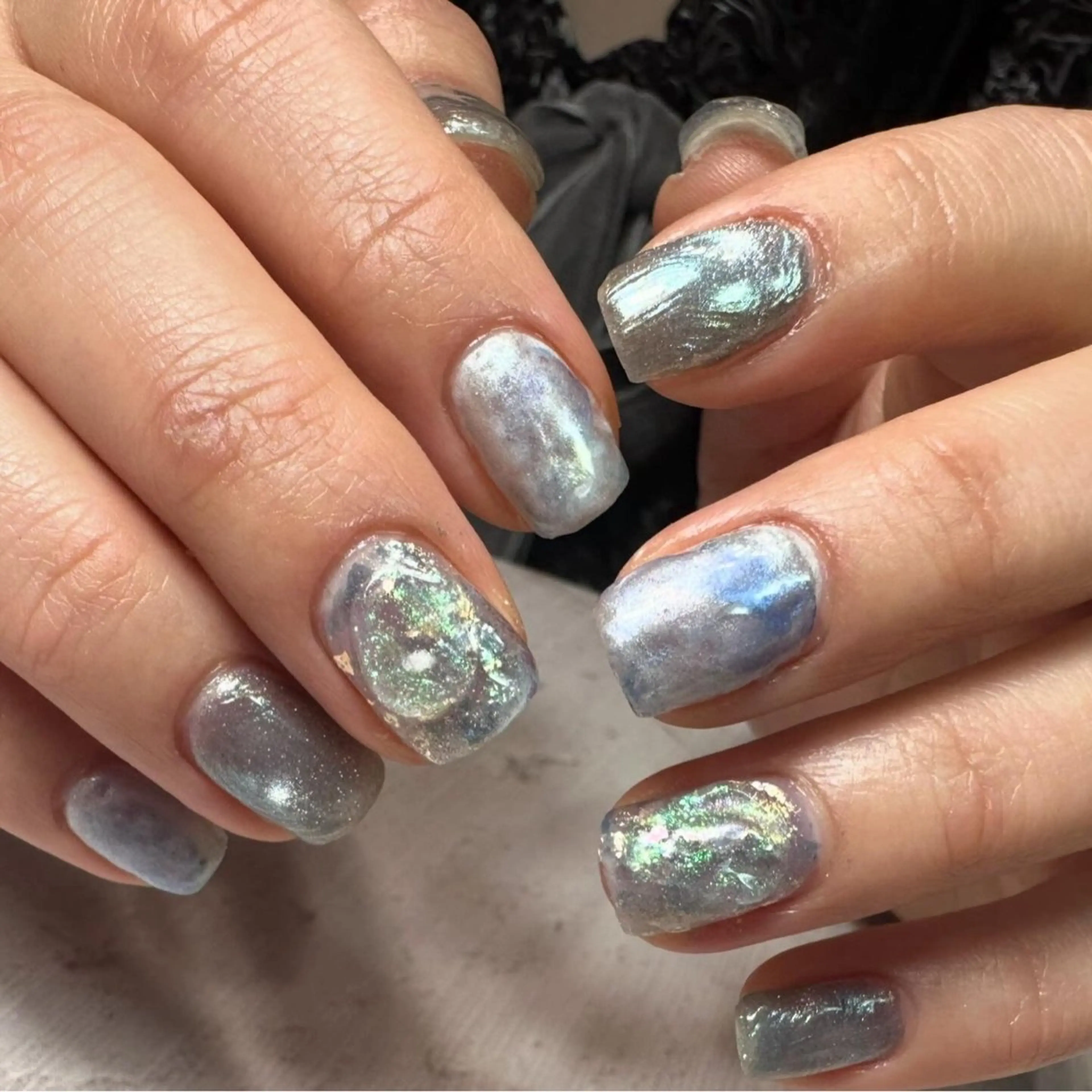 ネイル ブルー マグネットネイル ミラーネイル ニュアンスネイル ぷっくりネイル ハンドネイル nailsalon Daphneのネイルデザイン