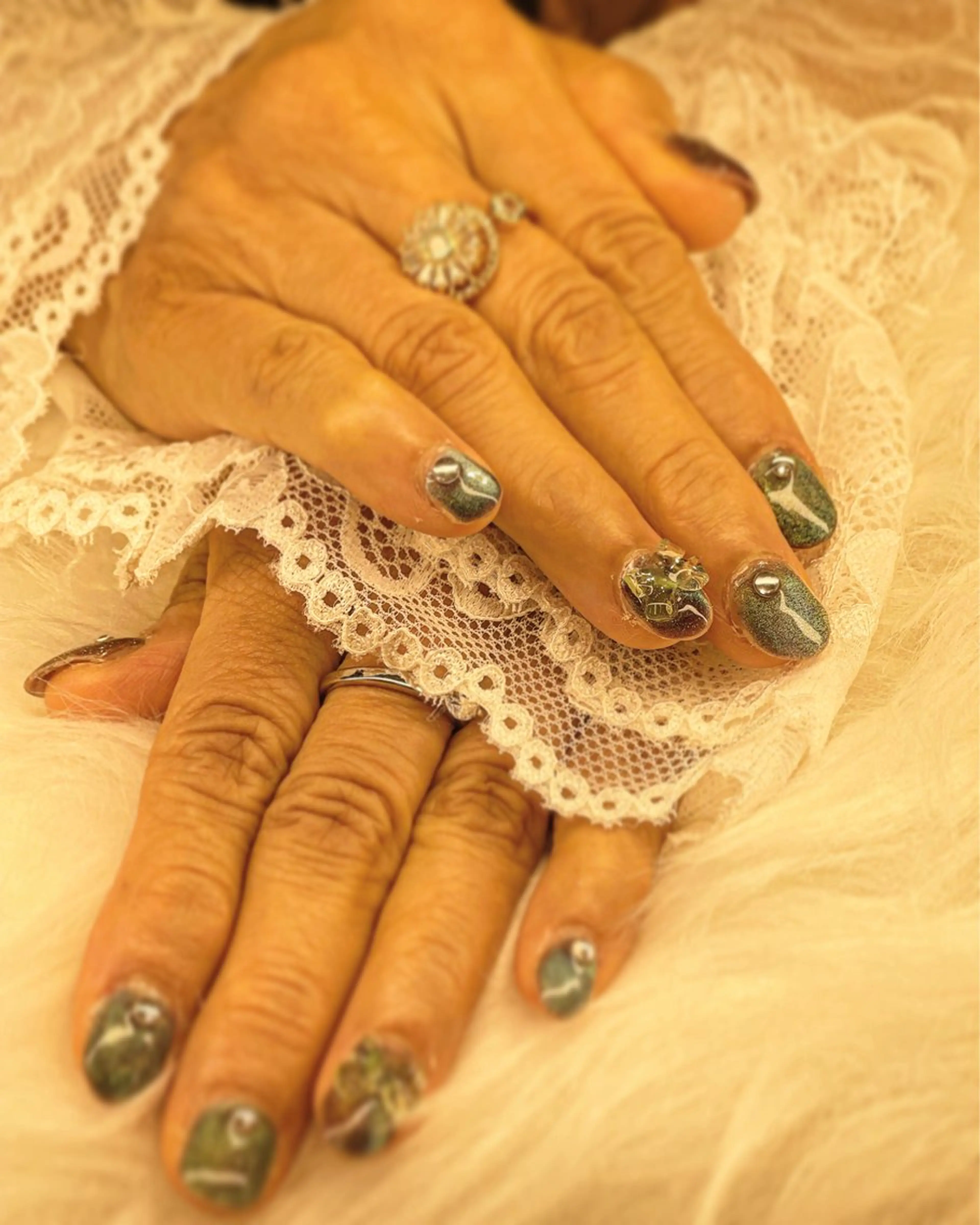 ネイル ハンドネイル ハンドケア Amys nail エミのネイルデザイン
