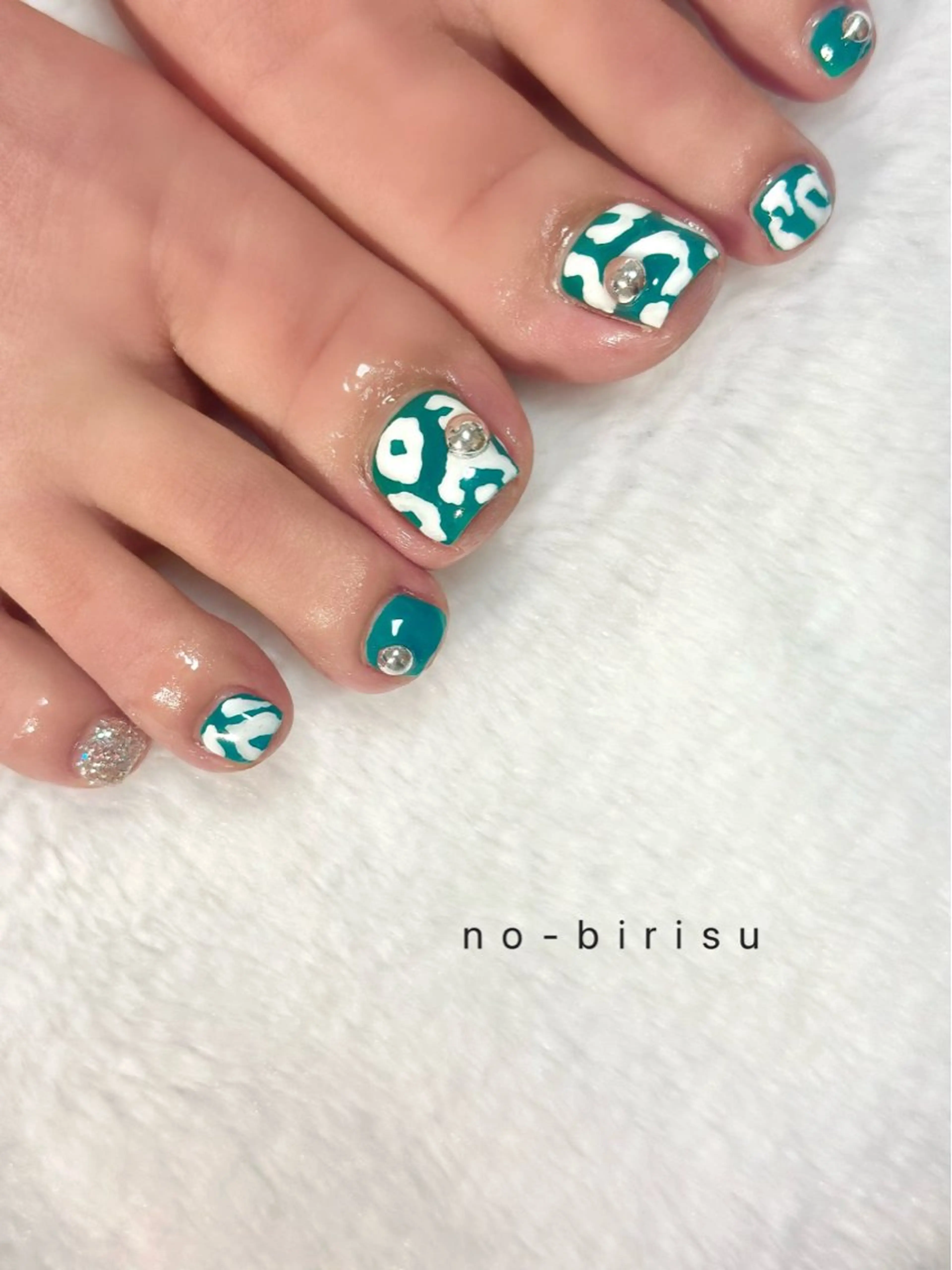 ネイル ハンドネイル no-birisu nailのネイルデザイン