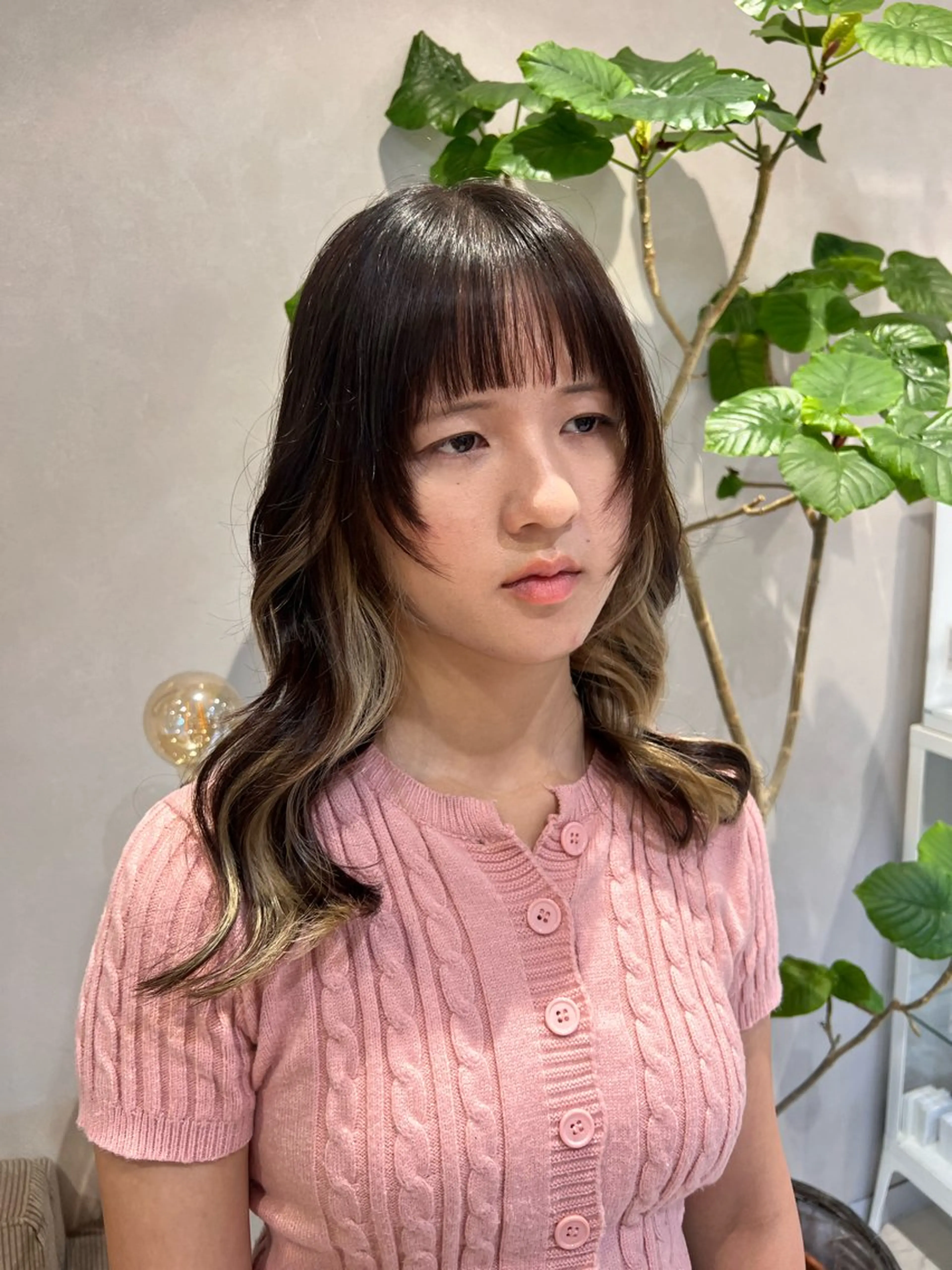 ロング ブリーチカラー 〻髪質改善〻アレンジのヘアスタイル