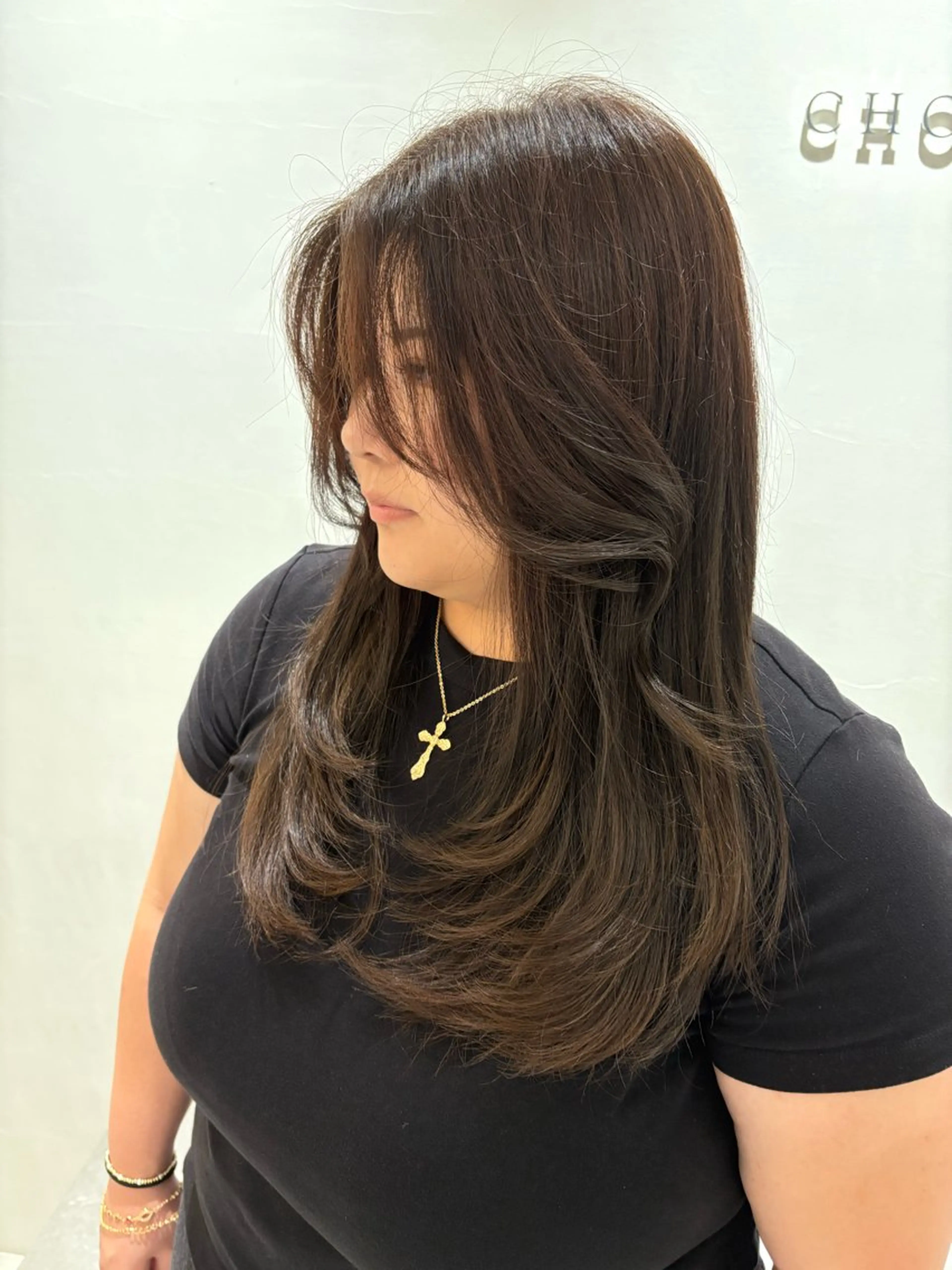 ロング 顔周りカット レイヤーカット 濱崎 桃音のヘアスタイル