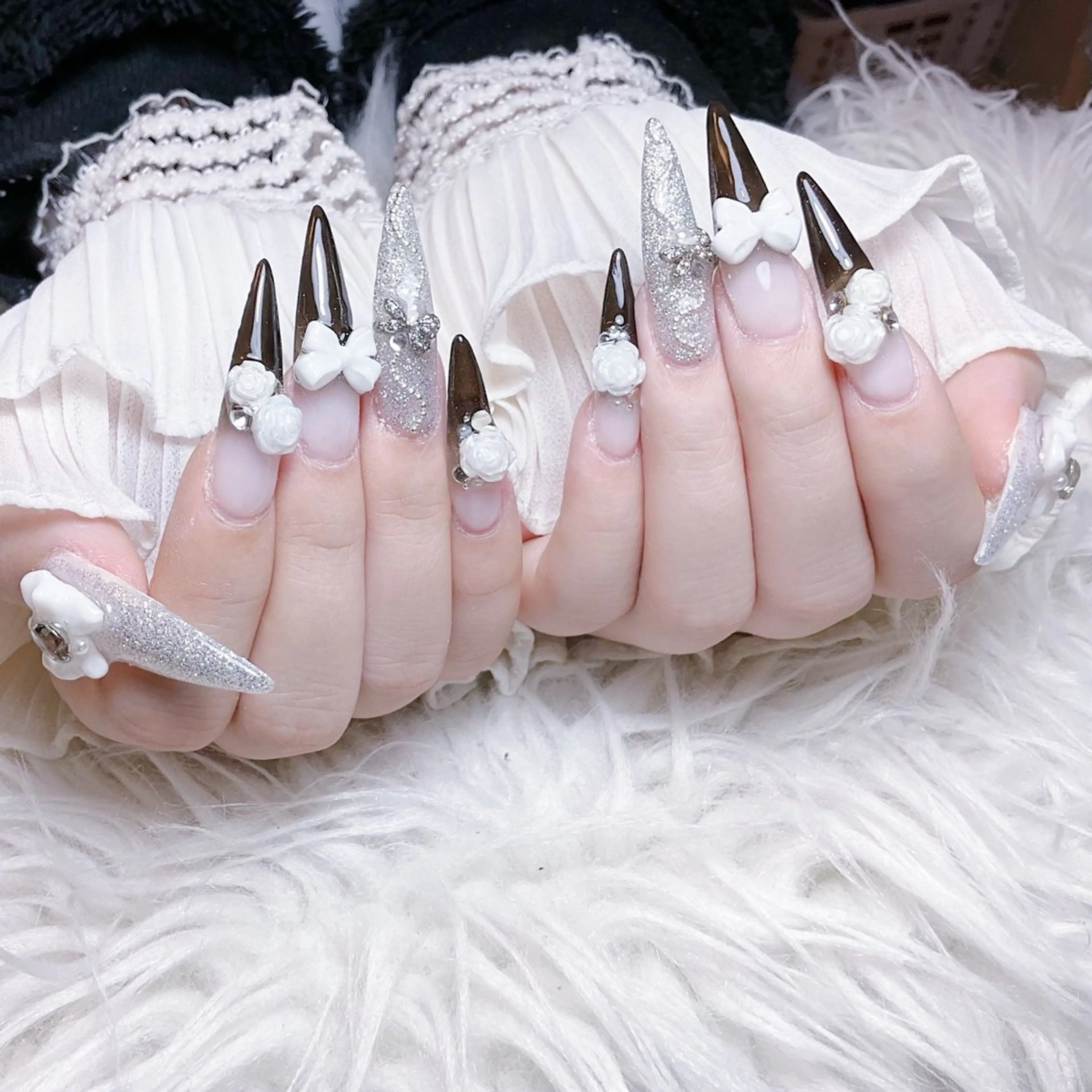 ネイル ハンドネイル 🌈Yun nail hyejin💋のネイルデザイン