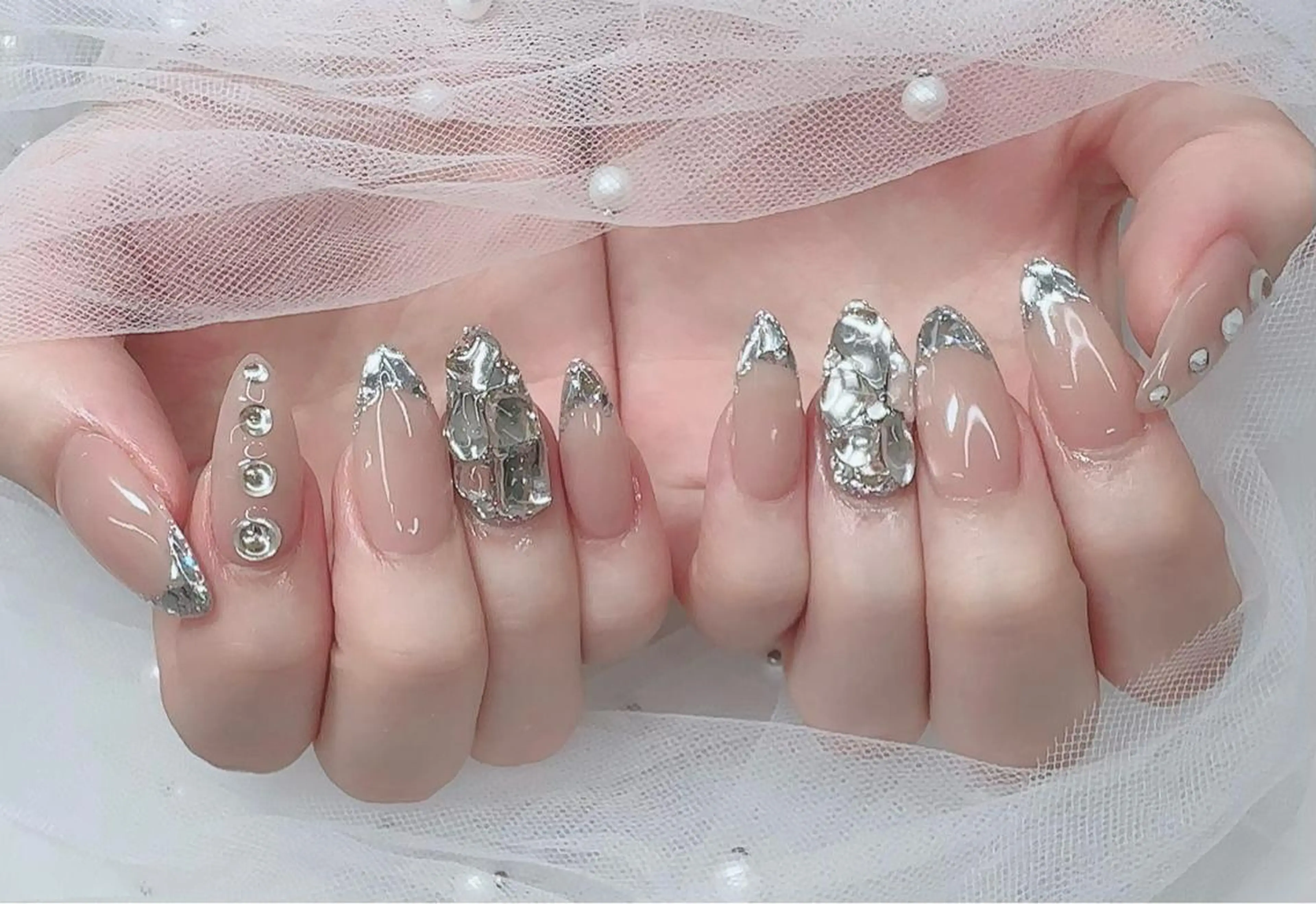 ネイル R nailsalon所属・R salonのネイルデザイン