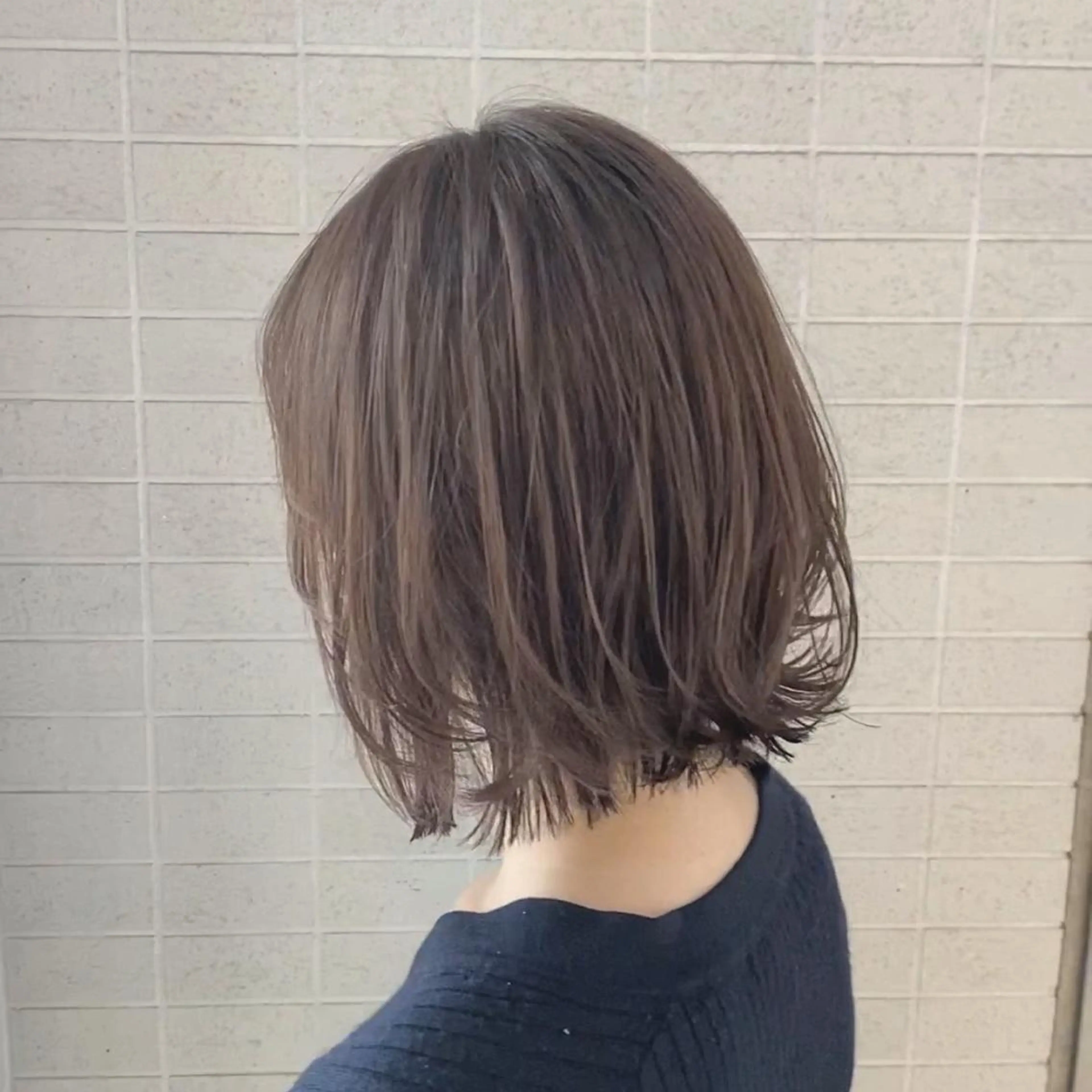 ショート カラー ヘアアレンジ ボブ 外ハネヘア salowin 渋谷　joule所属・美髪矯正 韓国レイヤーのヘアスタイル