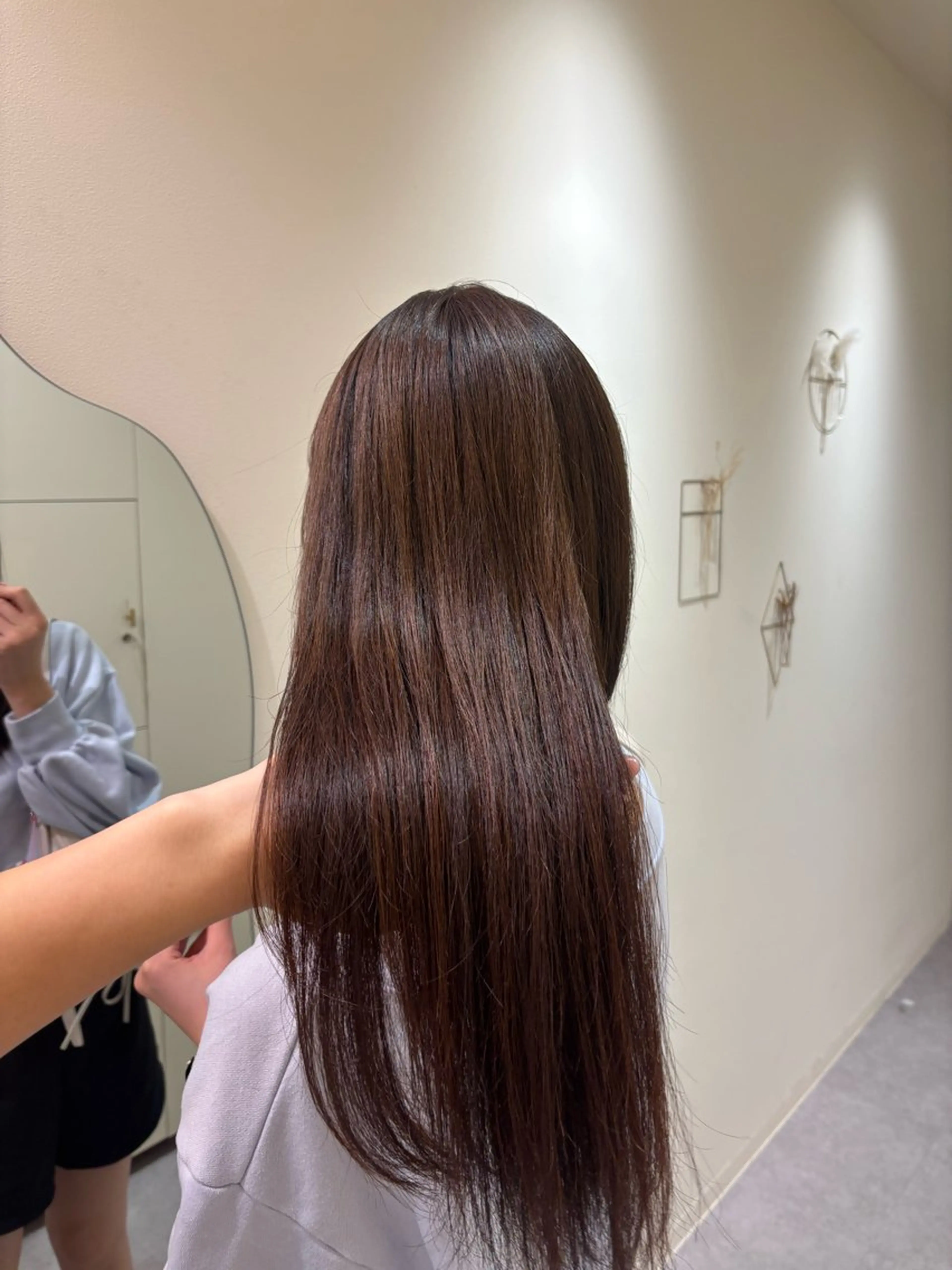 【12月限定☃️】前髪カット+カラー+オージュアトリートメント(最新美容ナノバブル付き)プレゼント付き🎁の写真