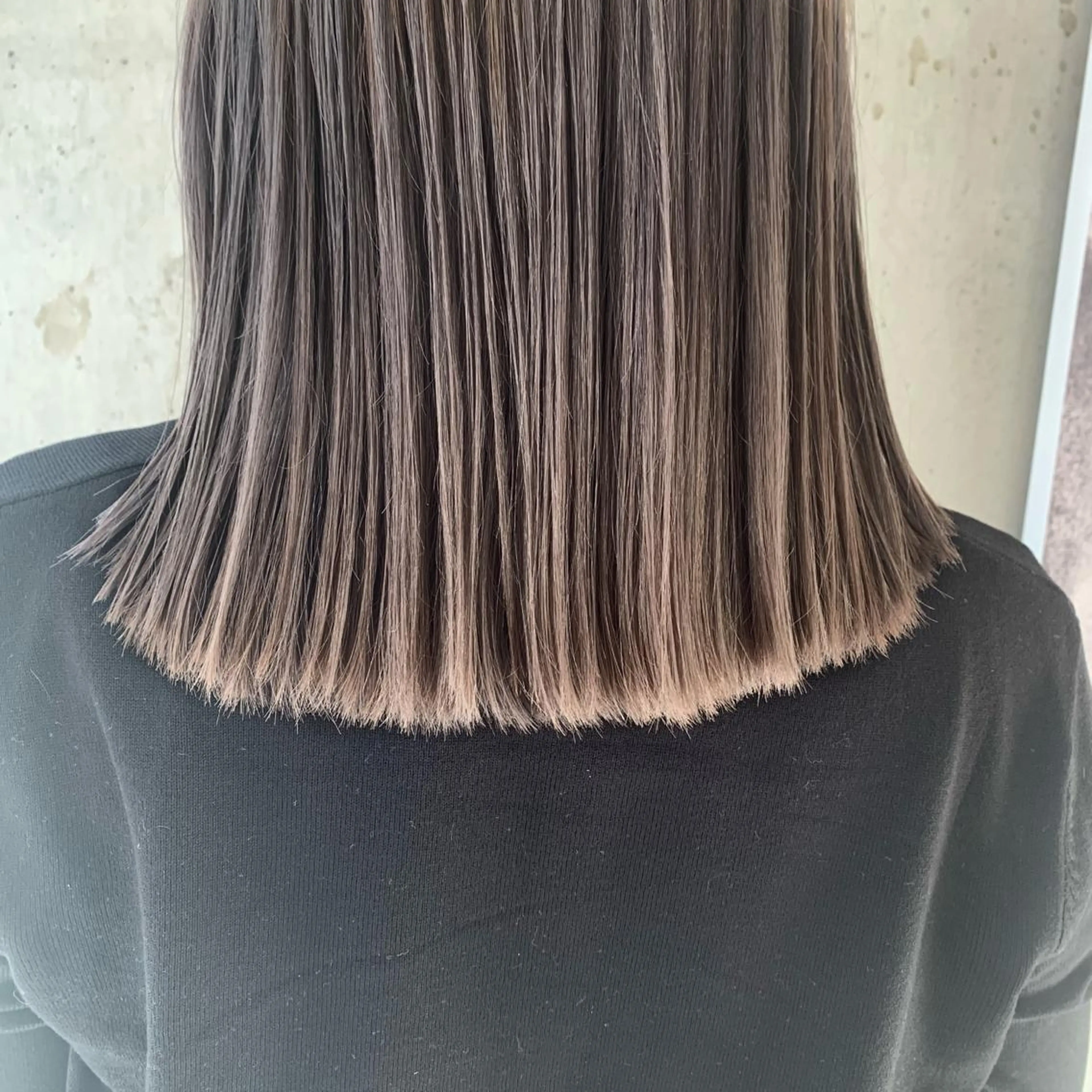 ミディアム アッシュ 外国人風カラー ハイライト 髪質改善 韓国風ヘア カット ヘアカラー トリートメント hoNua. 栄/透明感カラーのヘアスタイル
