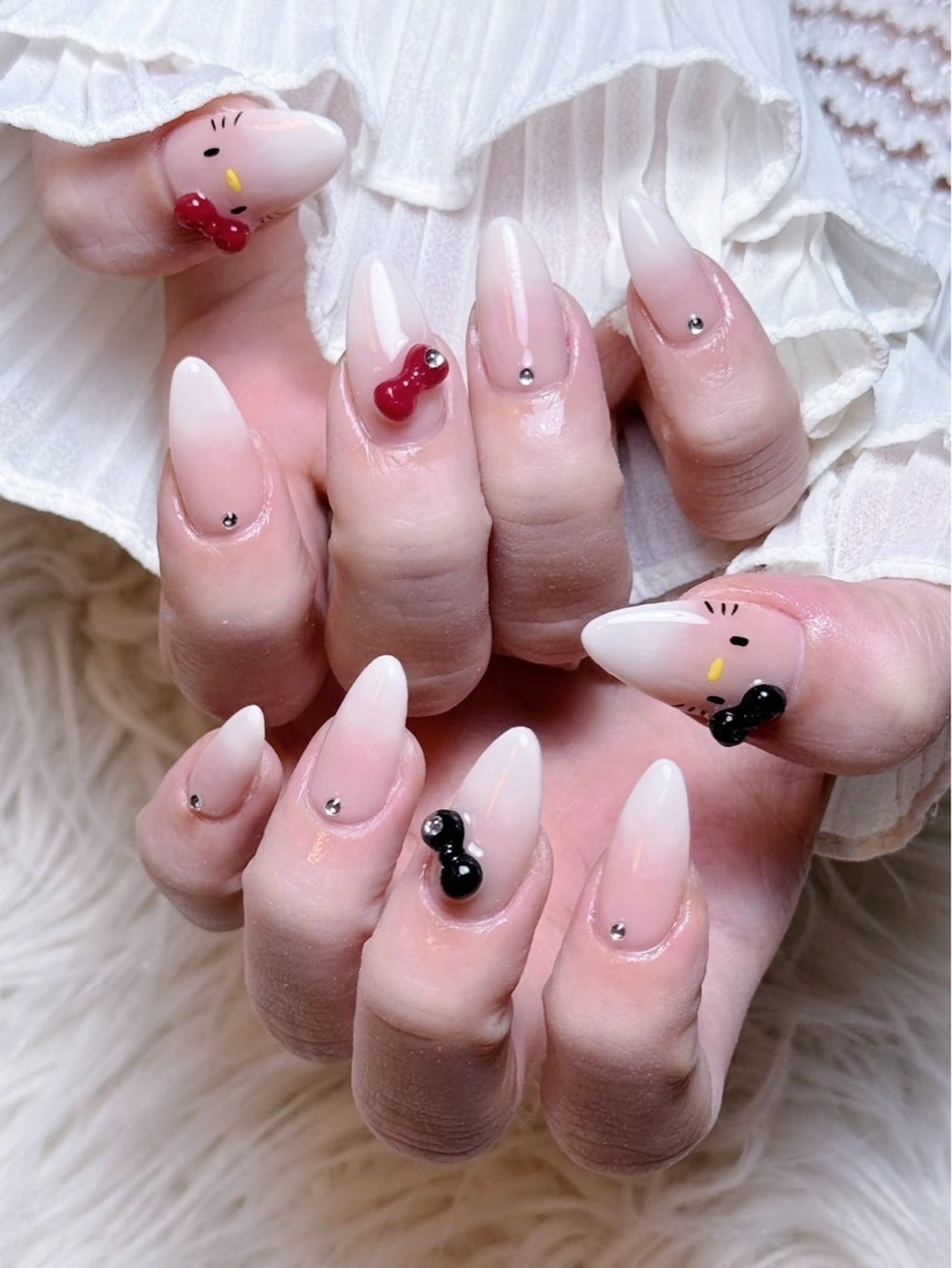 ネイル ハンドネイル ☁️Yun nail KiKi☁️のネイルデザイン