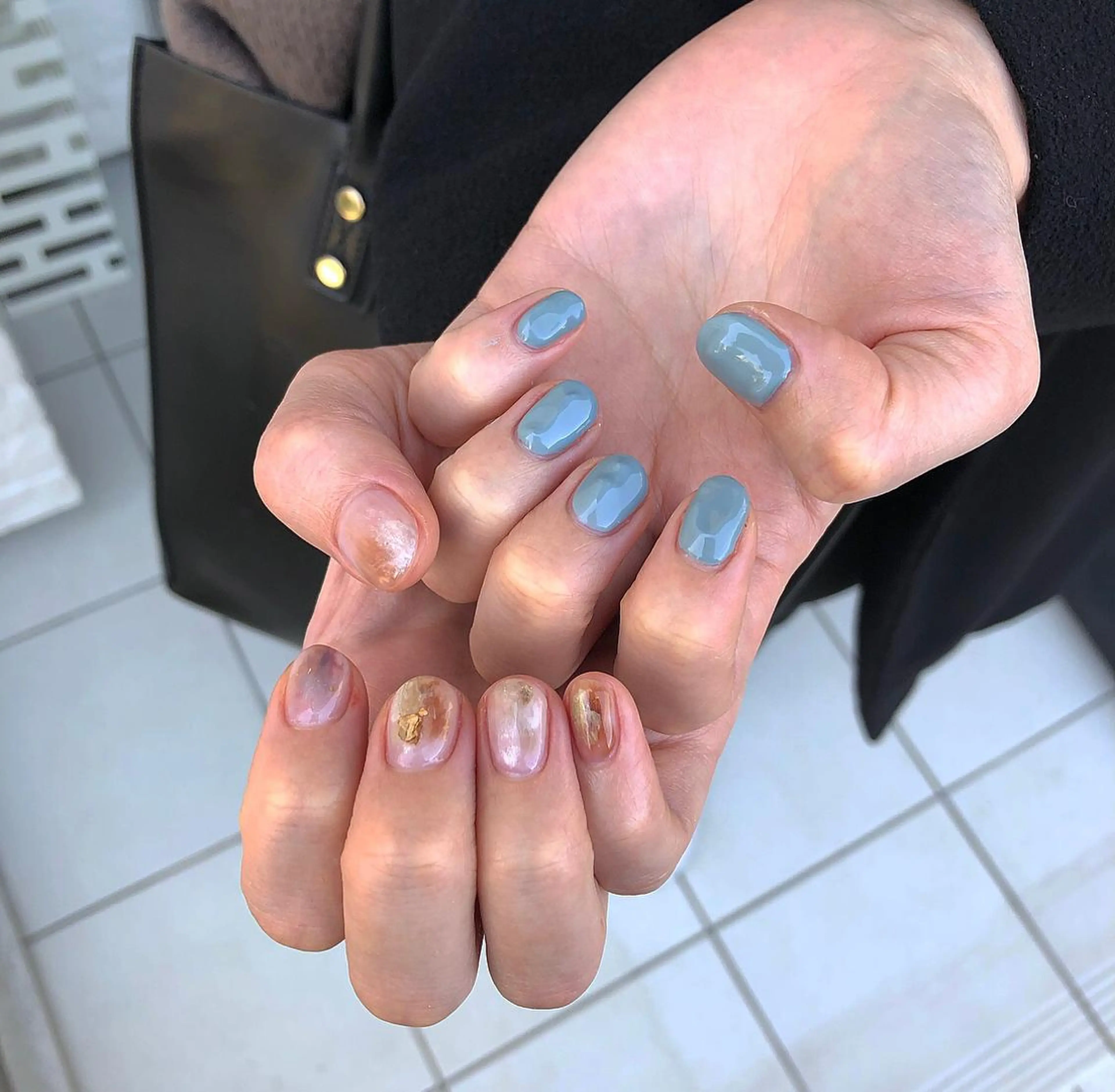ネイル ハンドネイル émus nail Mamiのネイルデザイン