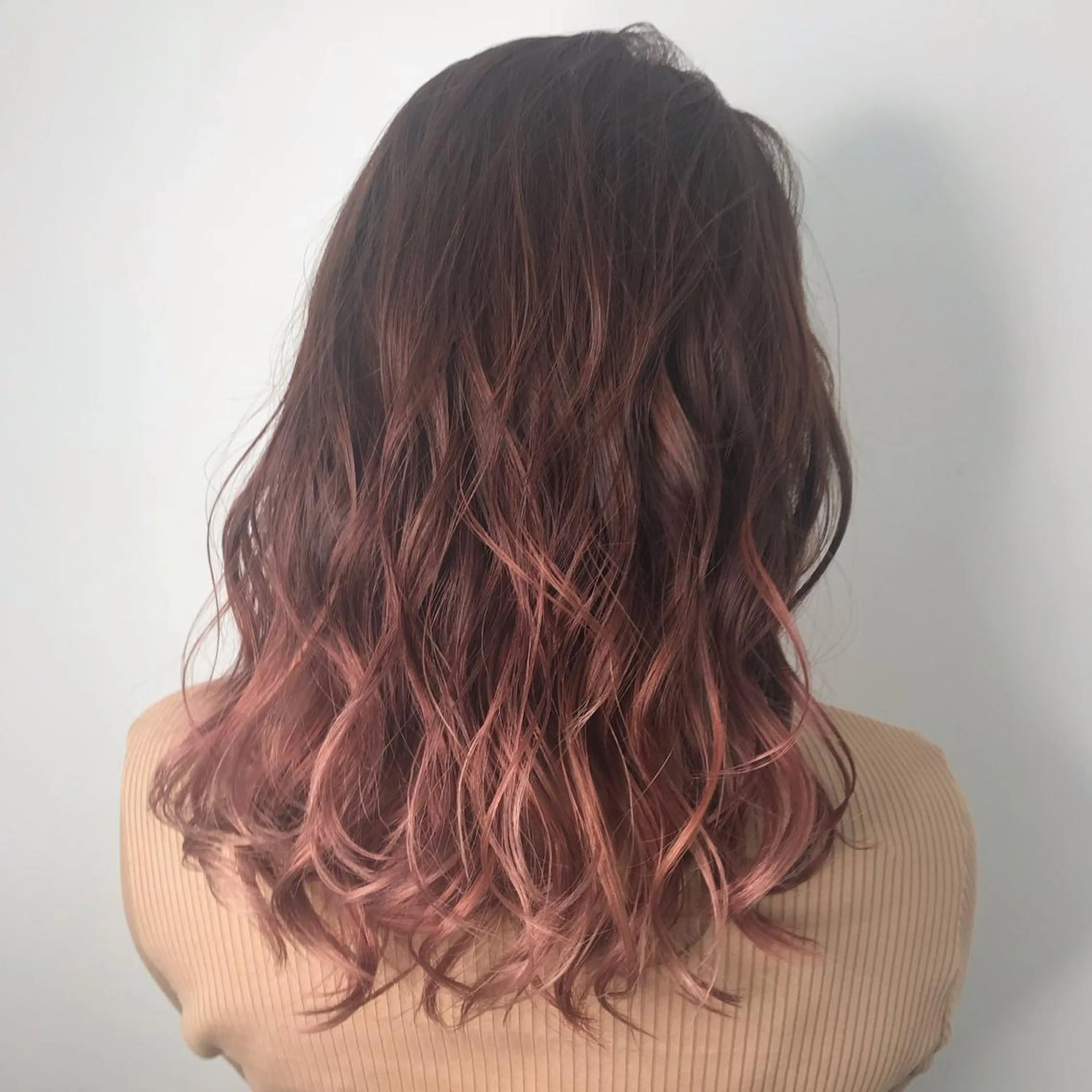 ロング カラー グラデーションカラー ピンクカラー 外国人風カラー ロング トリートメント 酸性ストレート/ブリ ーチなし/中村 匠のヘアスタイル