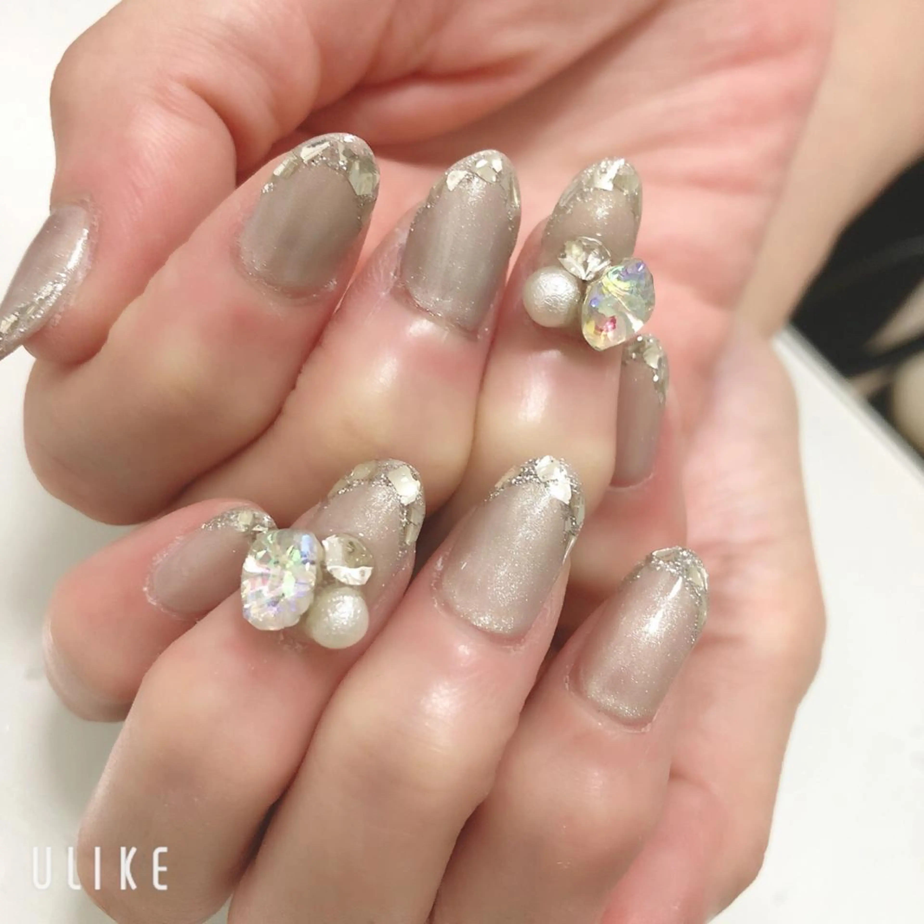 ネイル フレンチネイル ジェルネイル ガラスフレンチ 夏ネイル Azulsou 廣川愛のネイルデザイン