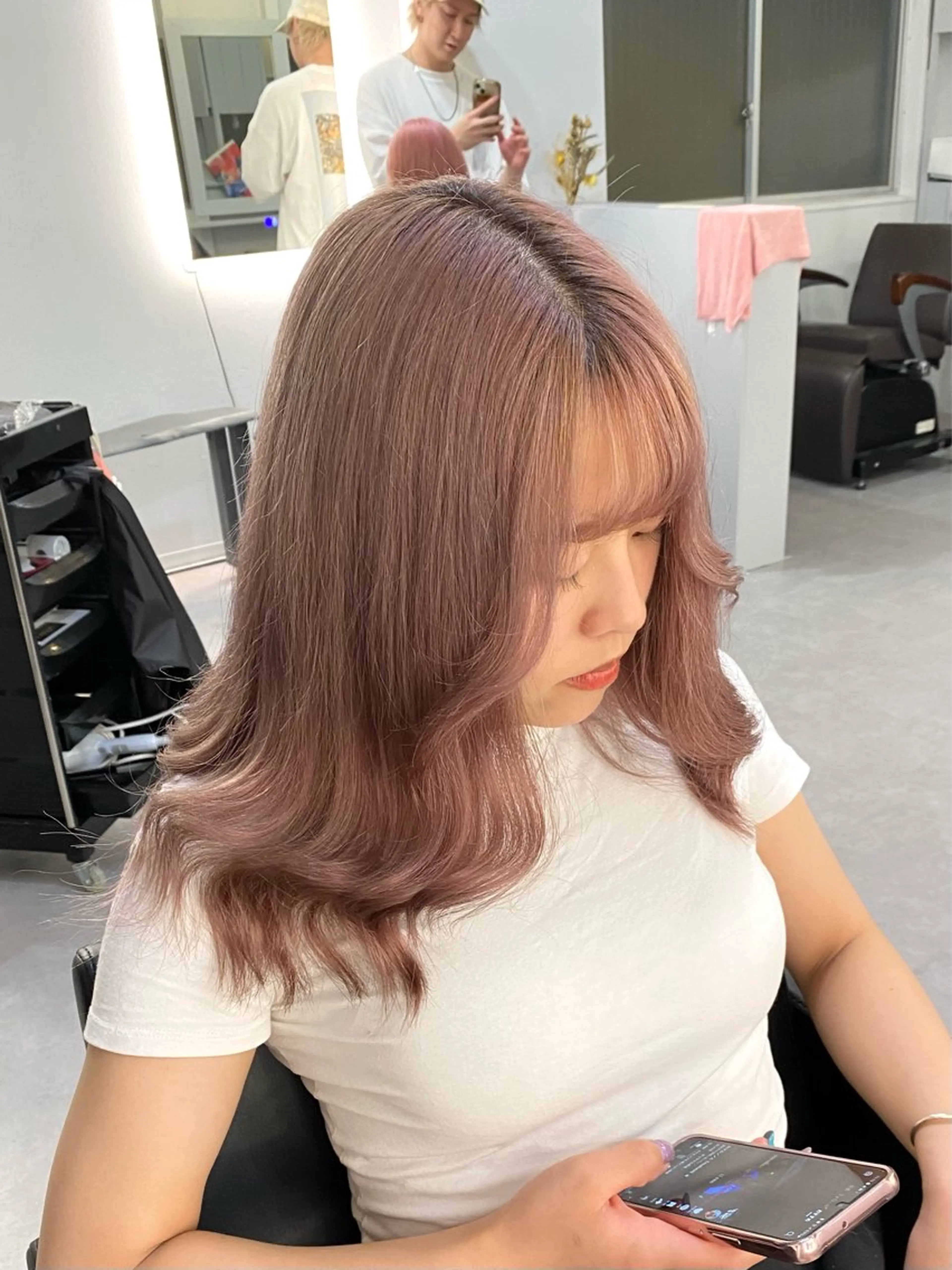 カラー ベージュカラー ブリーチ ダブルカラー グレージュ ハイトーンカラー ミルクティーベージュ /ピンク/大阪/堀江のヘアスタイル