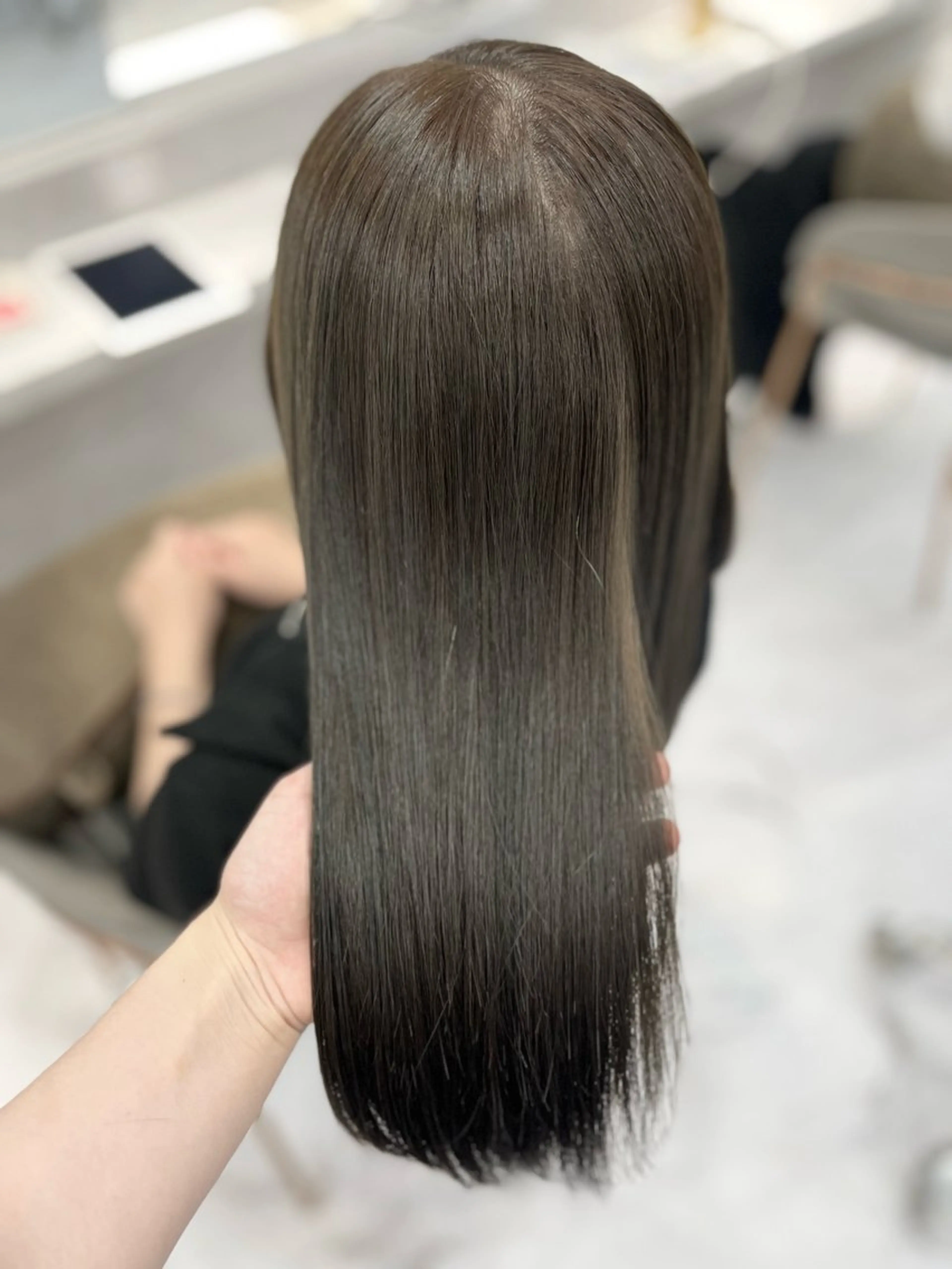 セミロング ヘアカラー トリートメント XENA RENA 名駅 / 艶カラーのヘアスタイル